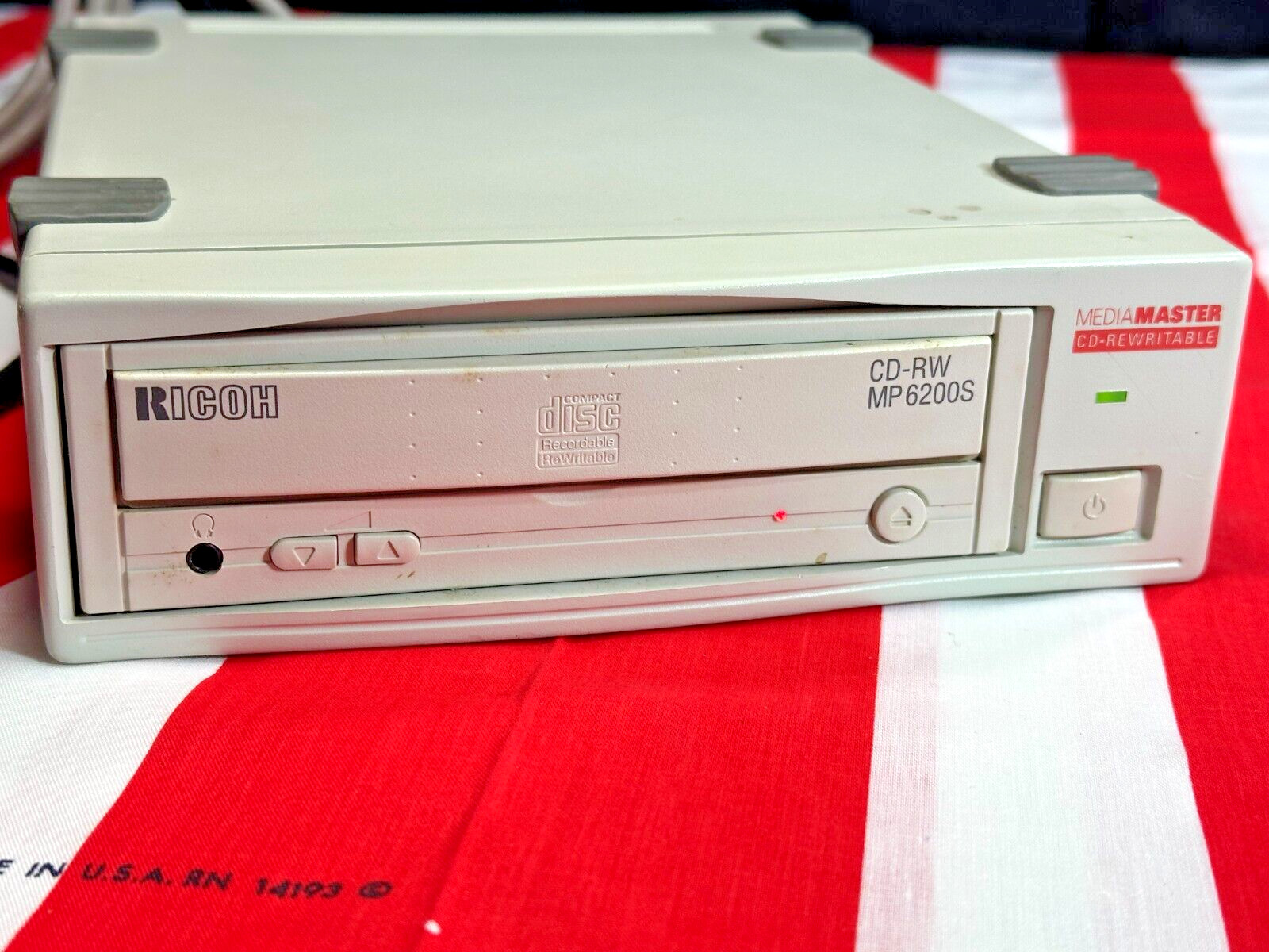 Vintage RICOH Media Master CD-Rewritable CD-RW MP-6200S Drive