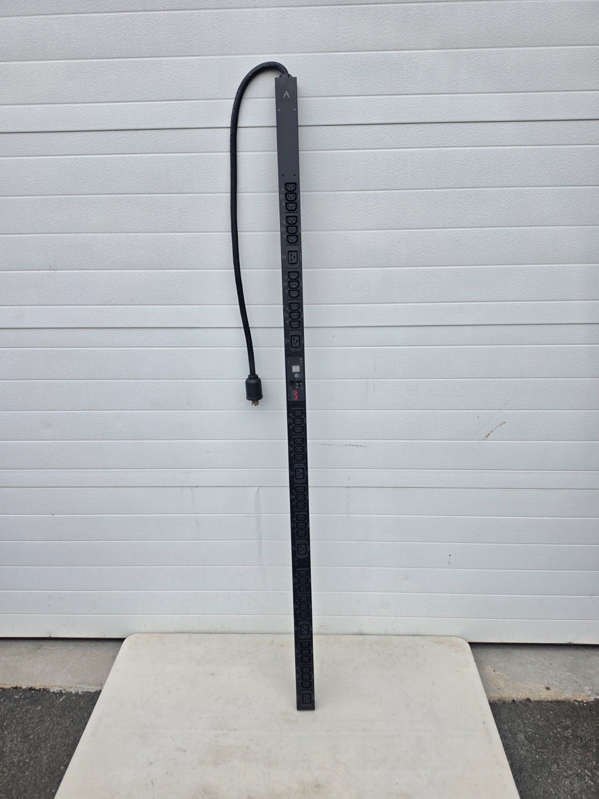APC AP7864 Distribution Rack PDU, Metered, Zero U, 5.7kW, 208V, (36)C13 & (6)C19