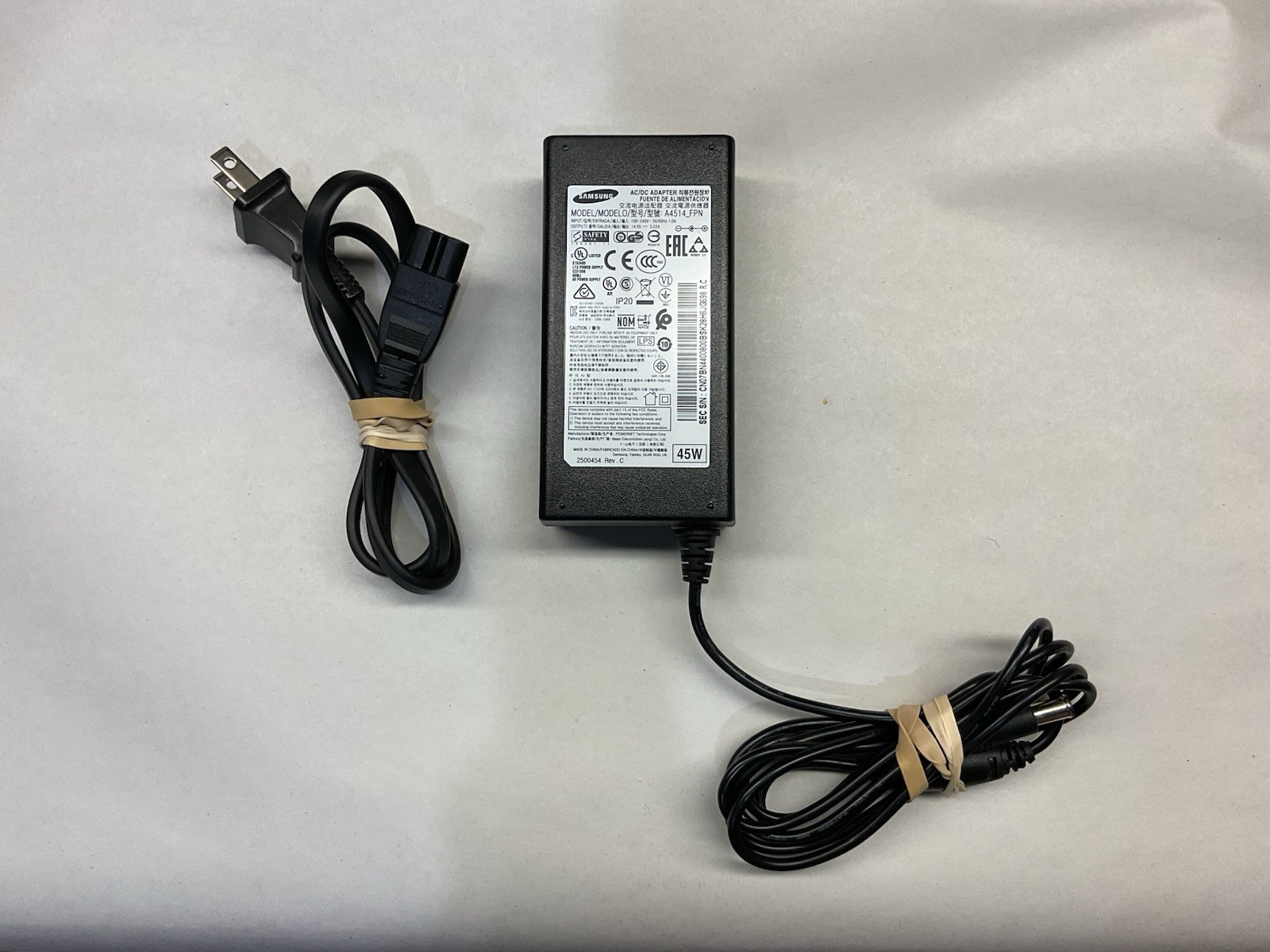 Genuine Samsung Monitor TV AC/DC Adapter Power Supply A4514_FPN 14V 3.22A 45W