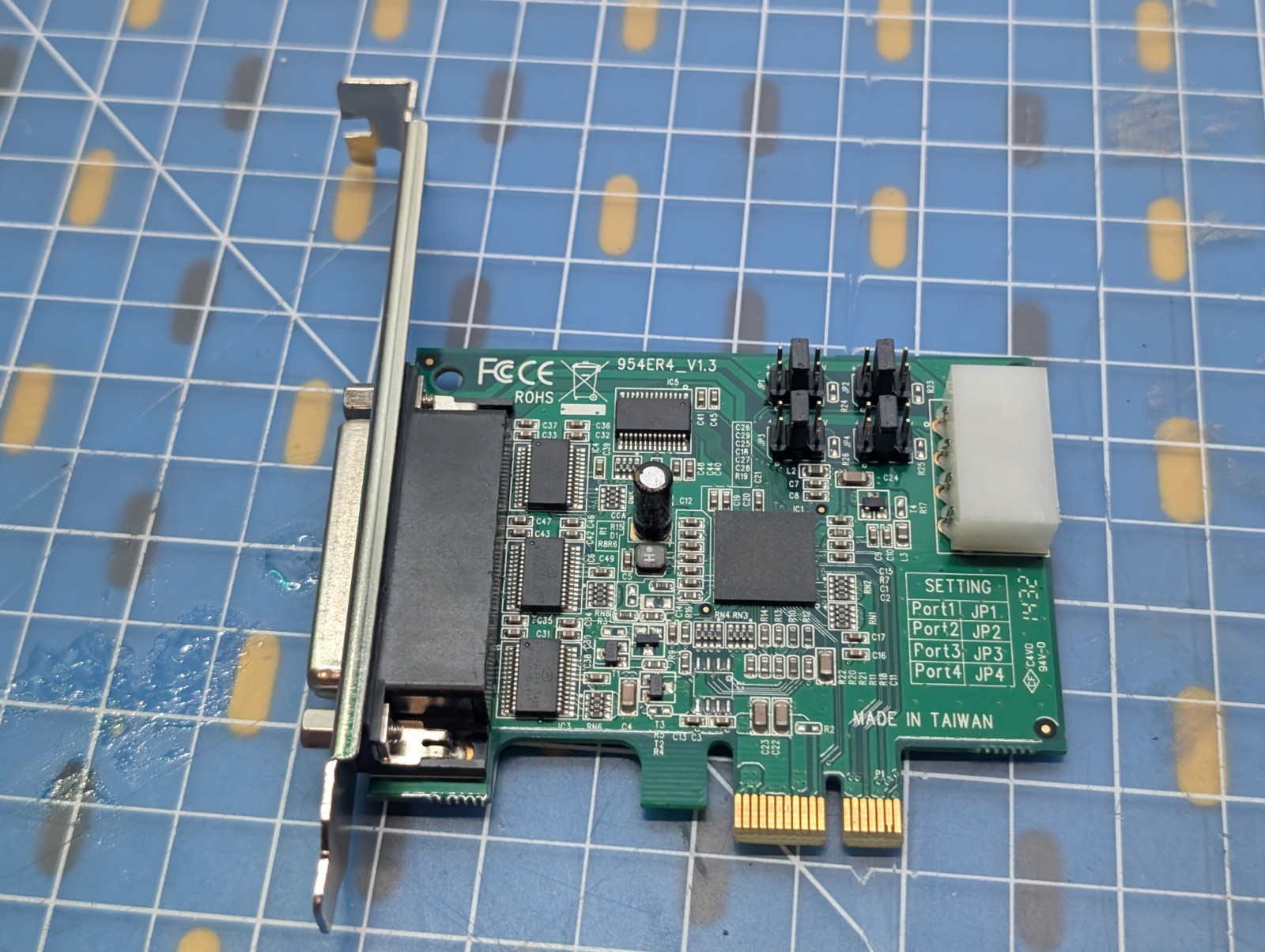 STARTECH PEX4S952LP LOW PROFILE SERIAL ADAPTER CARD (NO Cable/Adapters Included)