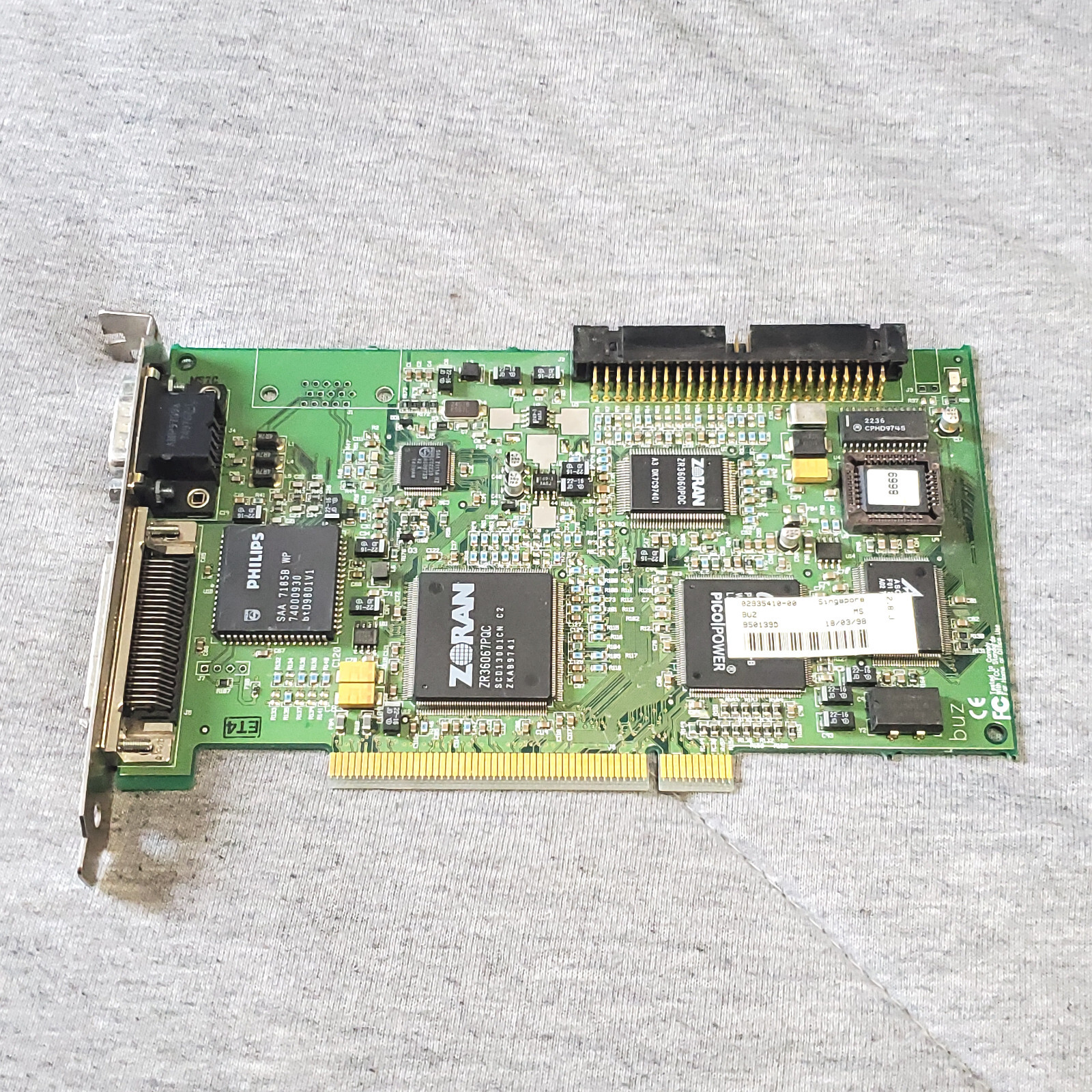 IOMEGA BUZ vintage capture card - PCI