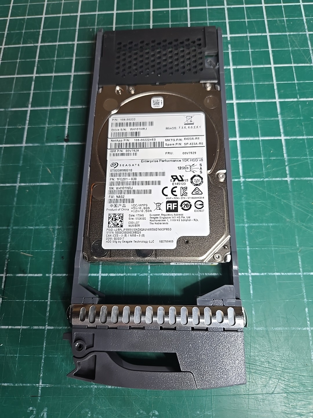 NetApp 900GB X423A-R5 10K SAS 2.5" HDD Internal Enterprise Drive LOT of 28