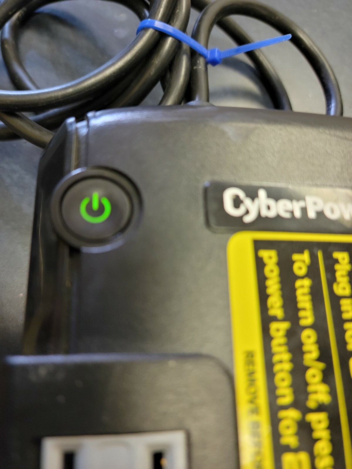 CyberPower CP350SLG 350VA 255W Refurbished w/ NEW Battery