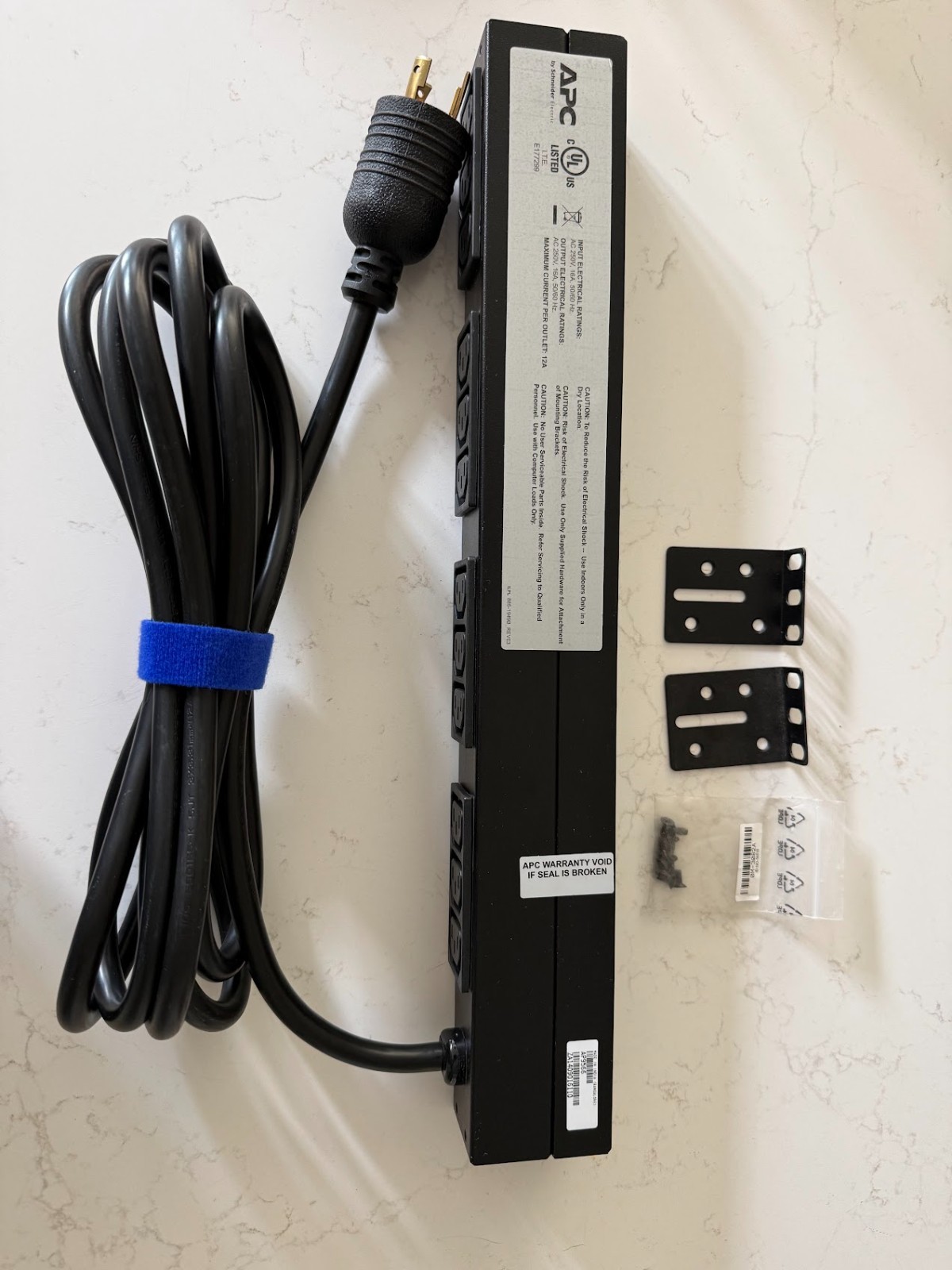 APC AP9566 NetShelter Basic Rack PDU, 1U, 16A, 208V, 12 C13 outlets