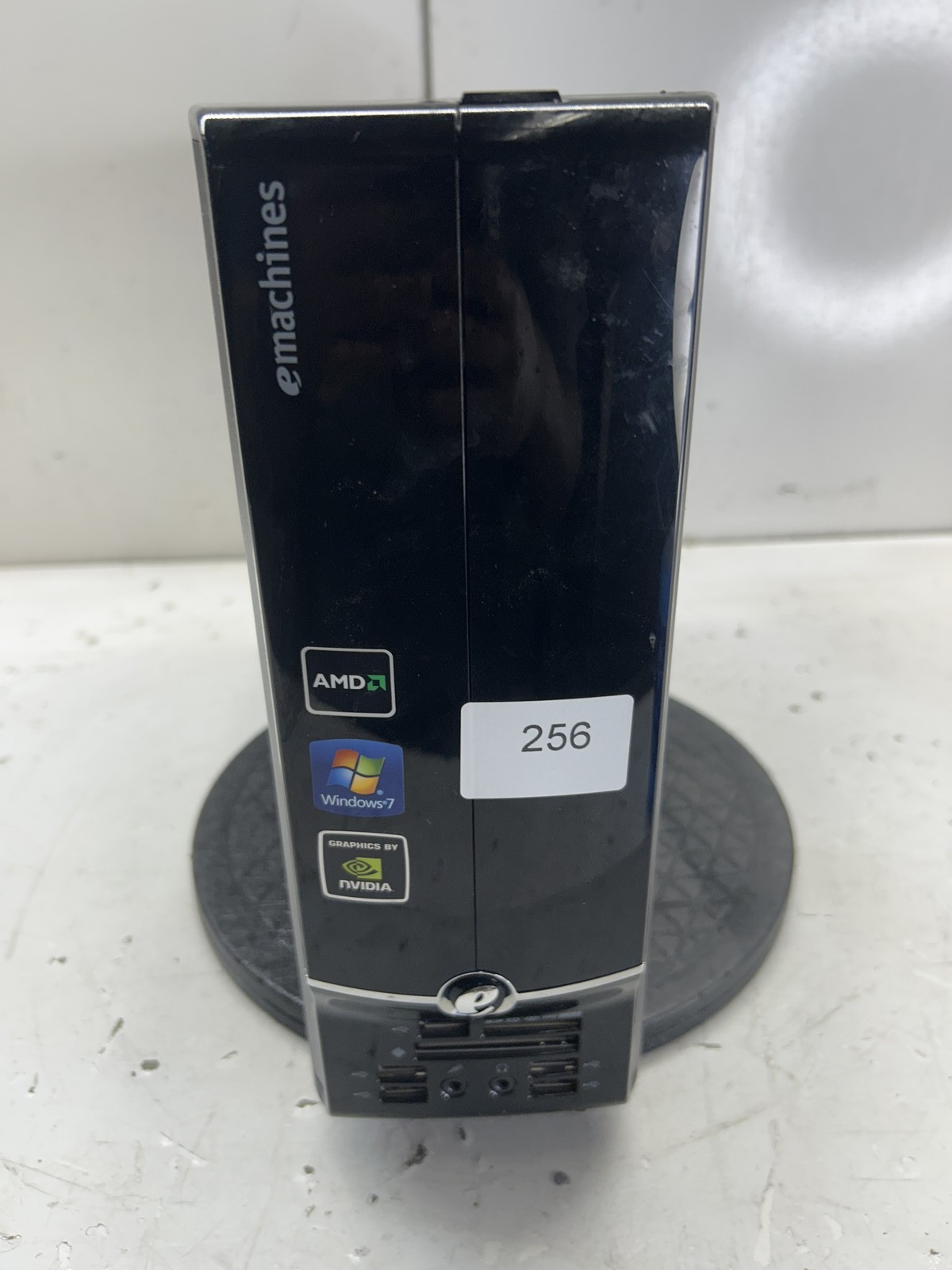 eMachines EL1352-23e AMD Athlon II X2 255 3.10GHz 4GB NO HDD