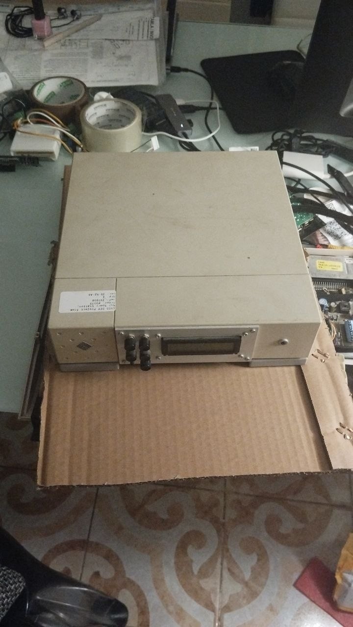 Sun Microsystems Model 411 Enclosure + MC68332ACFC16 board