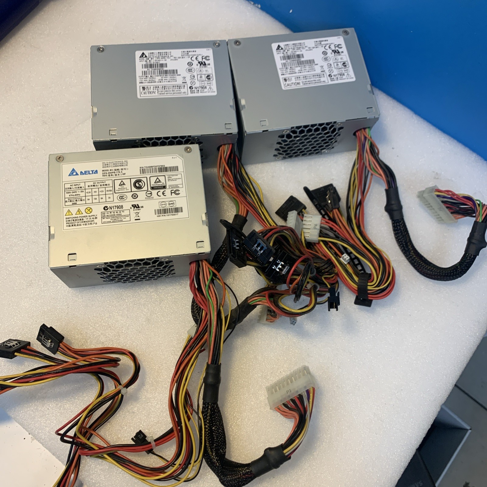 (1x )  Delta DPS-200PB-176 A 200W SFF Power Supply PSU