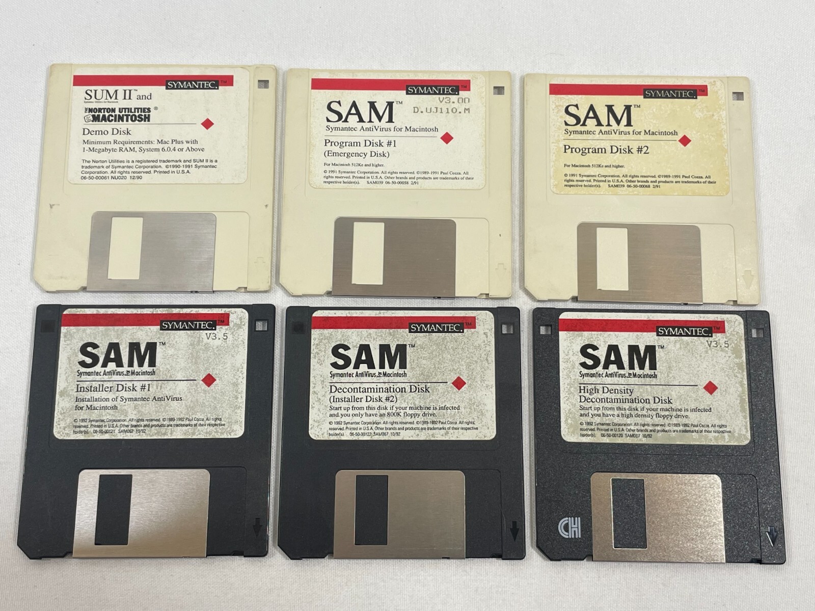 Vintage 1992 SAM Symantec Norton AntiVirus Software Macintosh 3.5" Floppy Disk