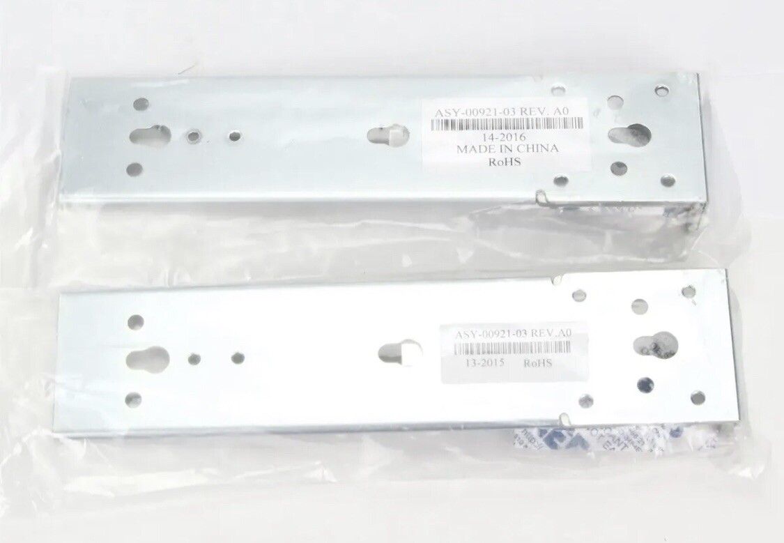 Arista KIT-2POST 7280CR FRONT Rack Ears Compatible With 7150S 7048-A 7050 QX32