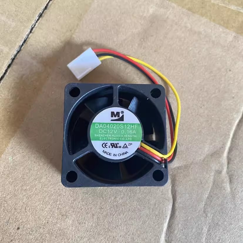 1PCS DA04020S12HF DC12V 0.16A 40*40*20MM 3-Pin Silent Cooling Fan