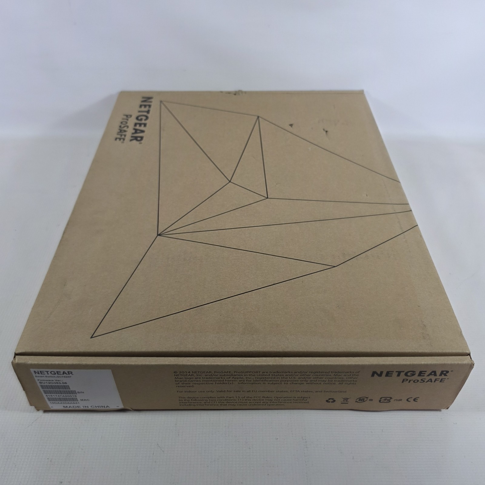 NETGEAR Prosafe GC752XP 52-Port Gig.Eth. PoE+ Smart Cloud Switch New Open Box 