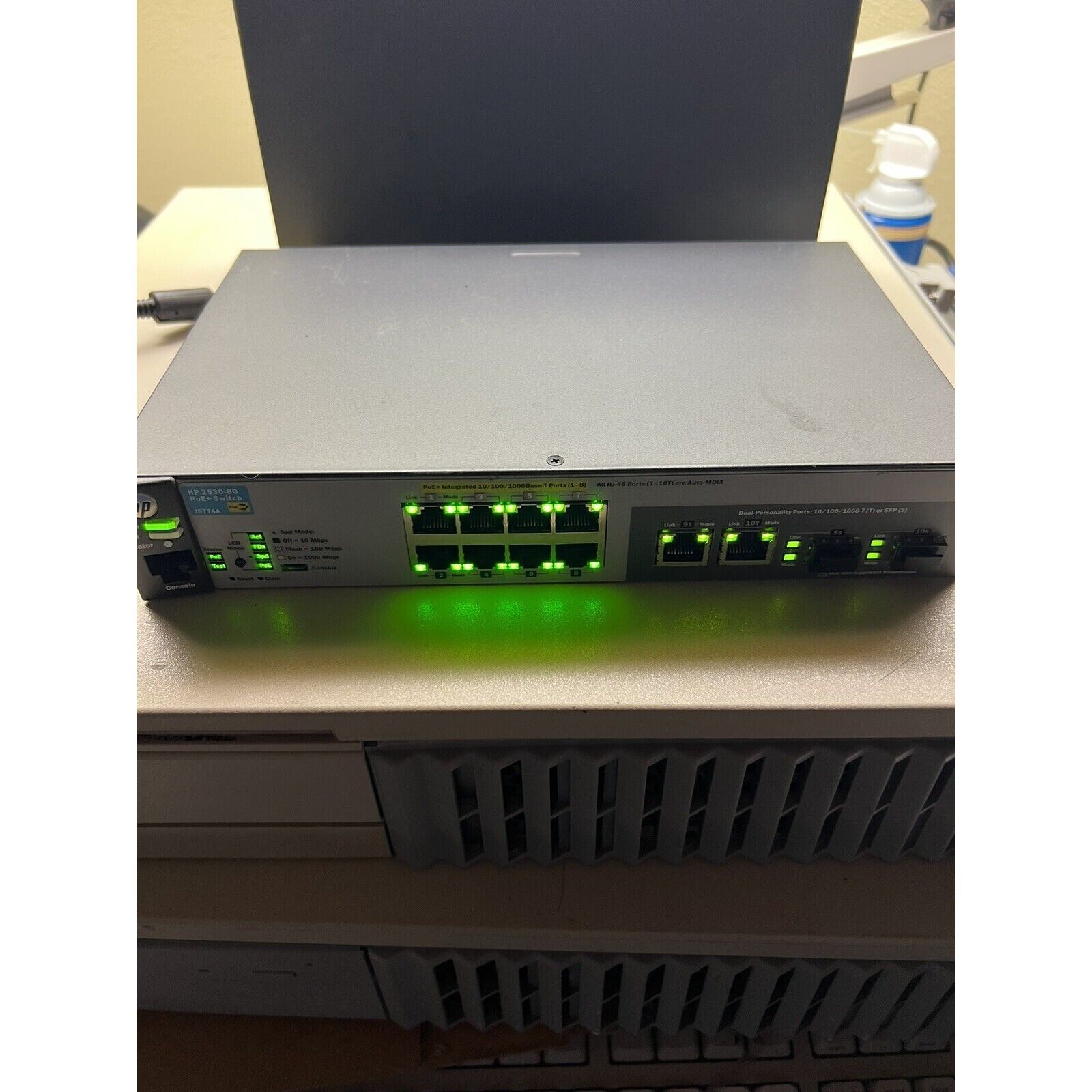 HP J9774A  2530-8G Ethernet Switch 8-Port PoE+ Switch Tested With Power Supply