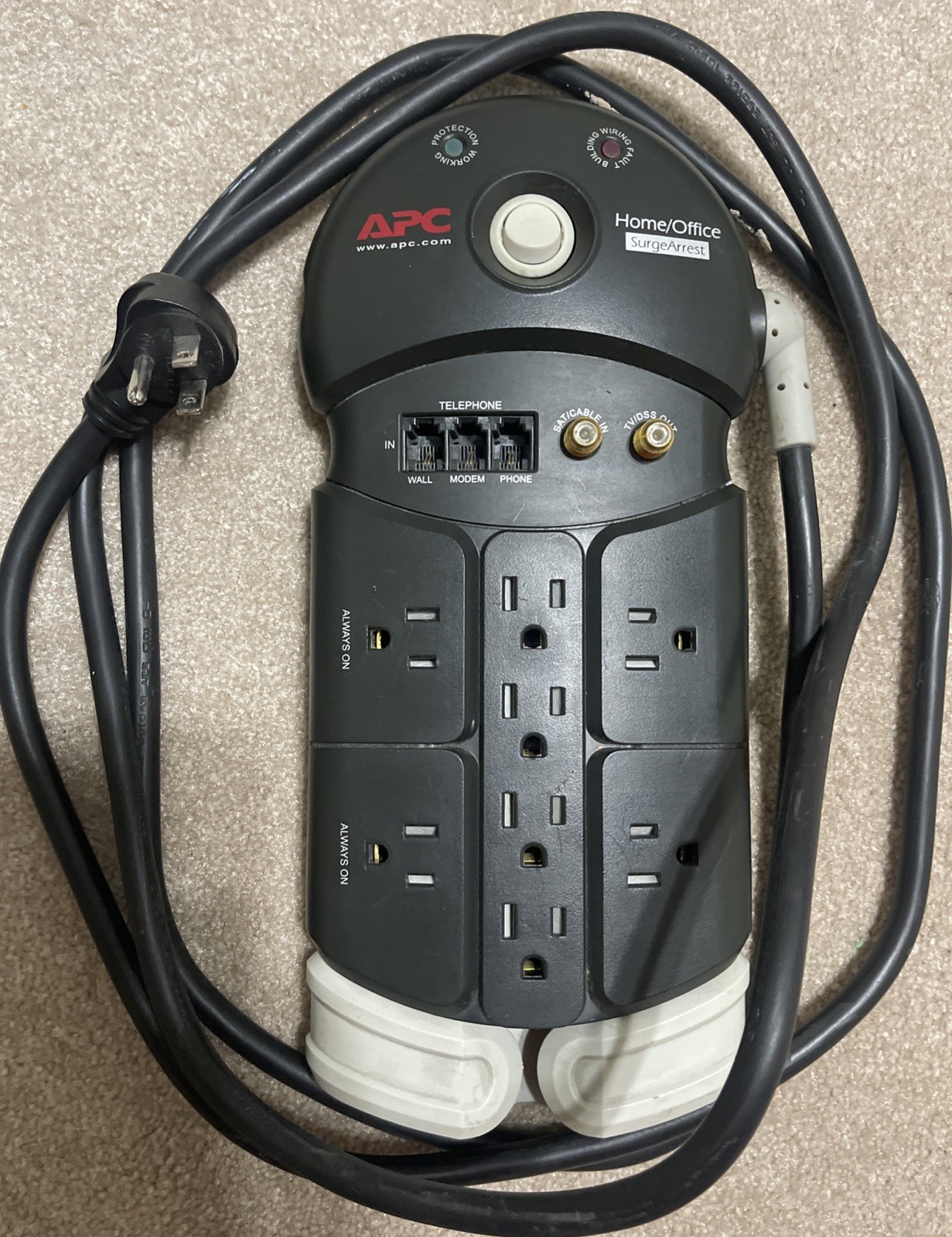 APC Surge Protector Power Strip PH8VT3 8 Outlet 120v 2770 J Home/Office Tested