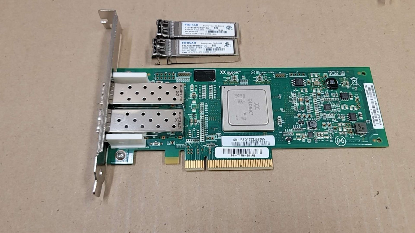 Cisco QLogic QLE2562 8GB Dual Port Fibre Channel PCIe HBA QLE2562-CSC 74-7179-01