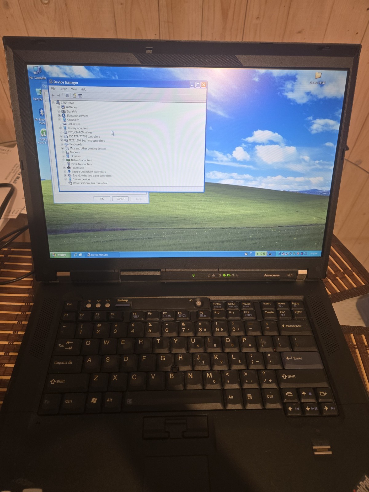 Rare 4:3 Format Lenovo ThinkPad R61i — Windows XP Retro Gaming Workhorse