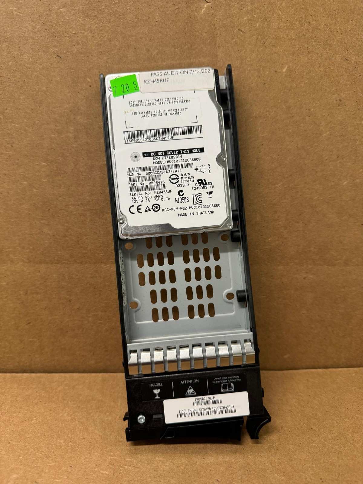 IBM 1.2 TB 10K RPM 6Gb SAS FRU 85Y6156 HDD Hard Drive HUC101212CSS600 - KZH45RUF