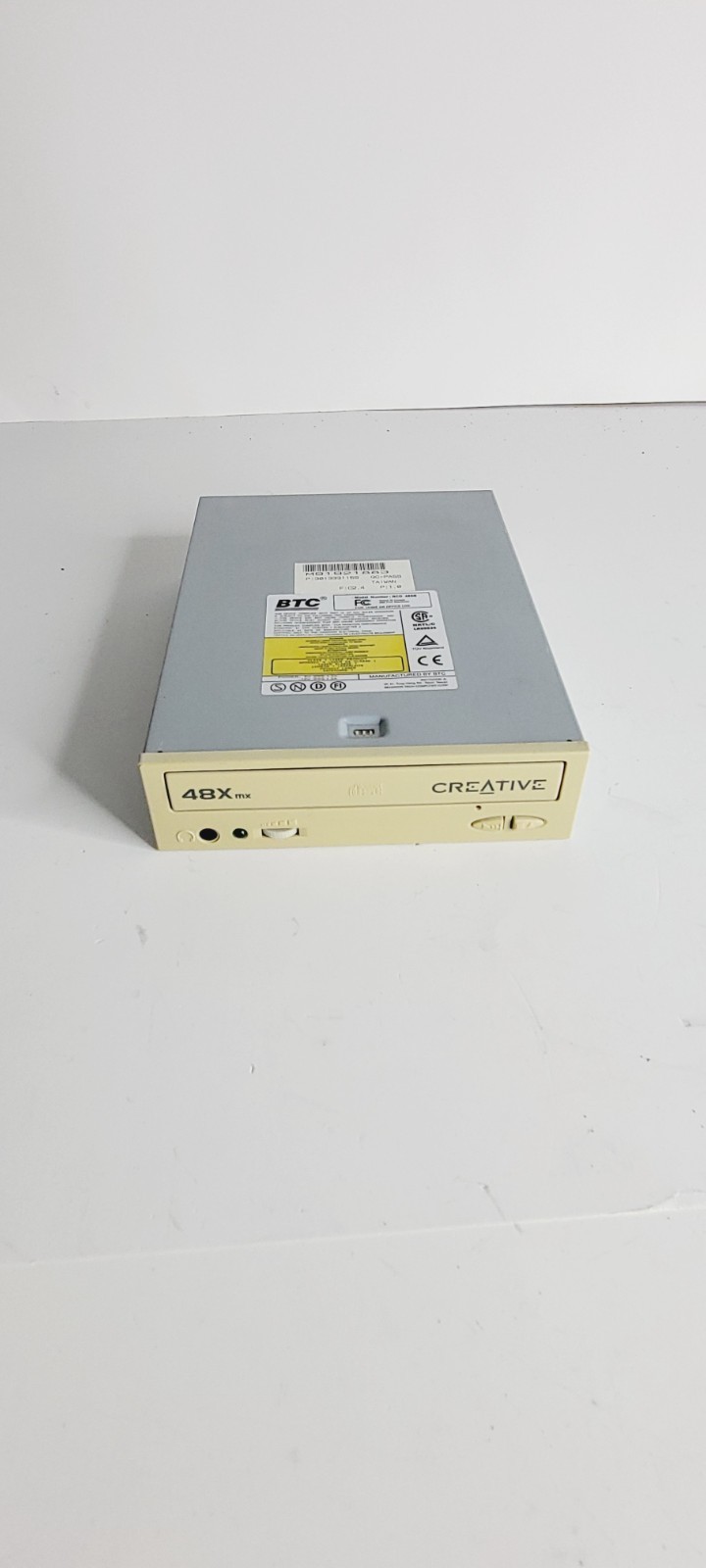 BTC Creative BCD 48SB Internal IDE 48x CD-ROM Drive B