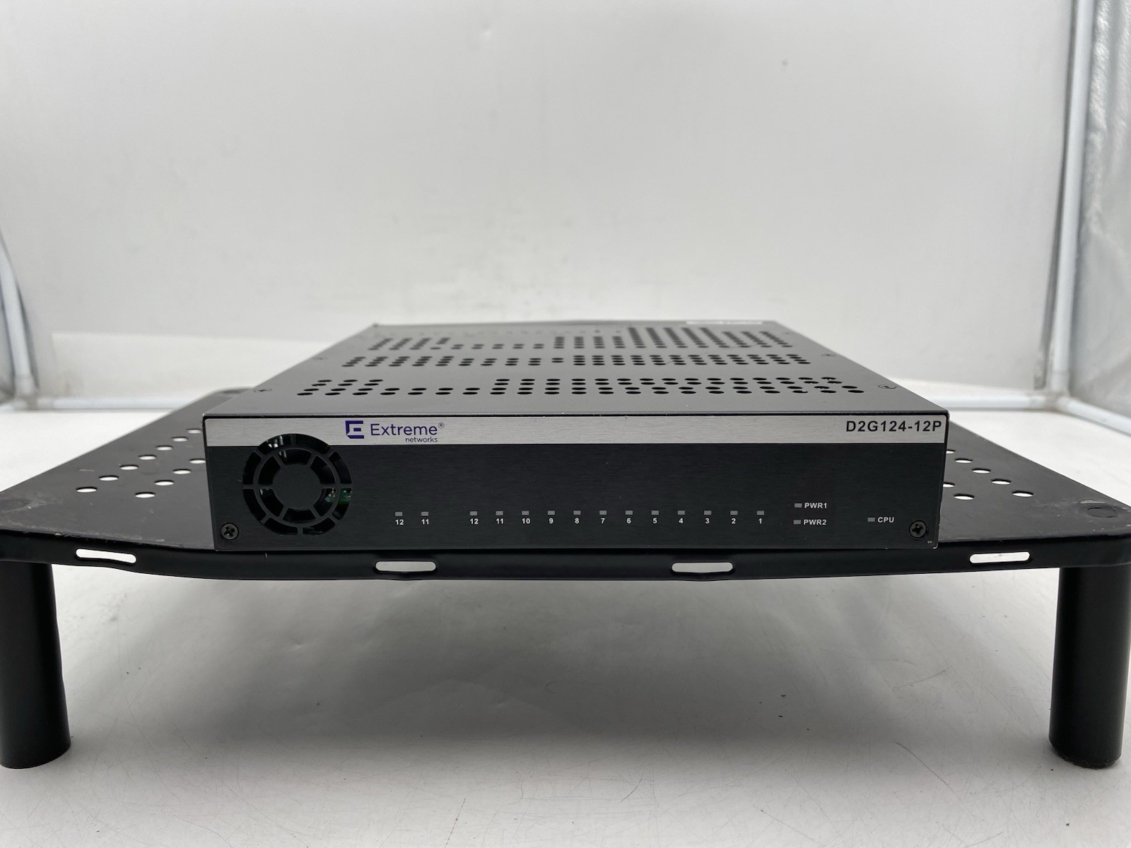 Extreme Networks /Enterasys D2G124-12P Switch 12 Port