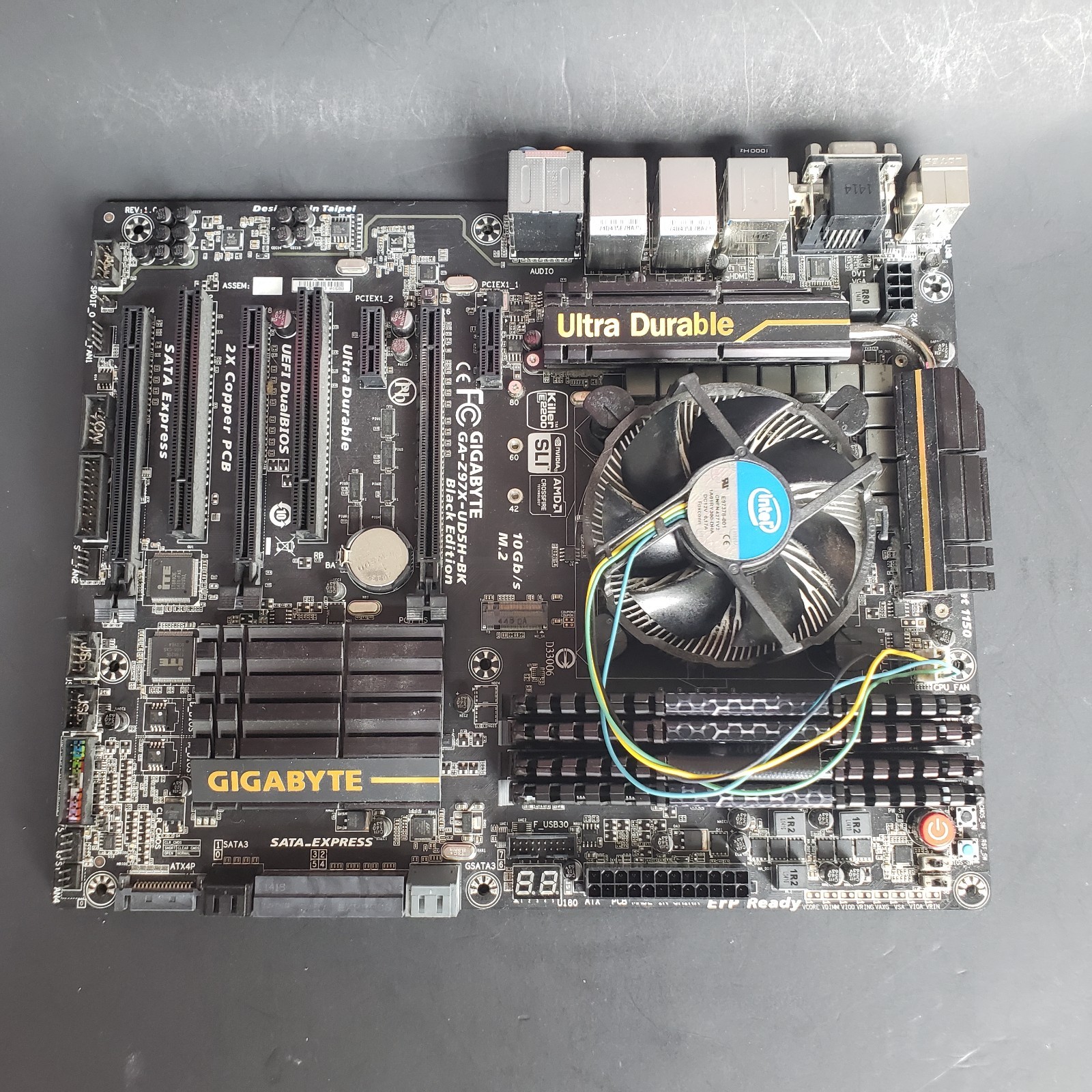 Gigabyte GA-Z97X-UD5H-BK Intel LGA 1150 DDR3 SDRAM Desktop Computer Motherboard