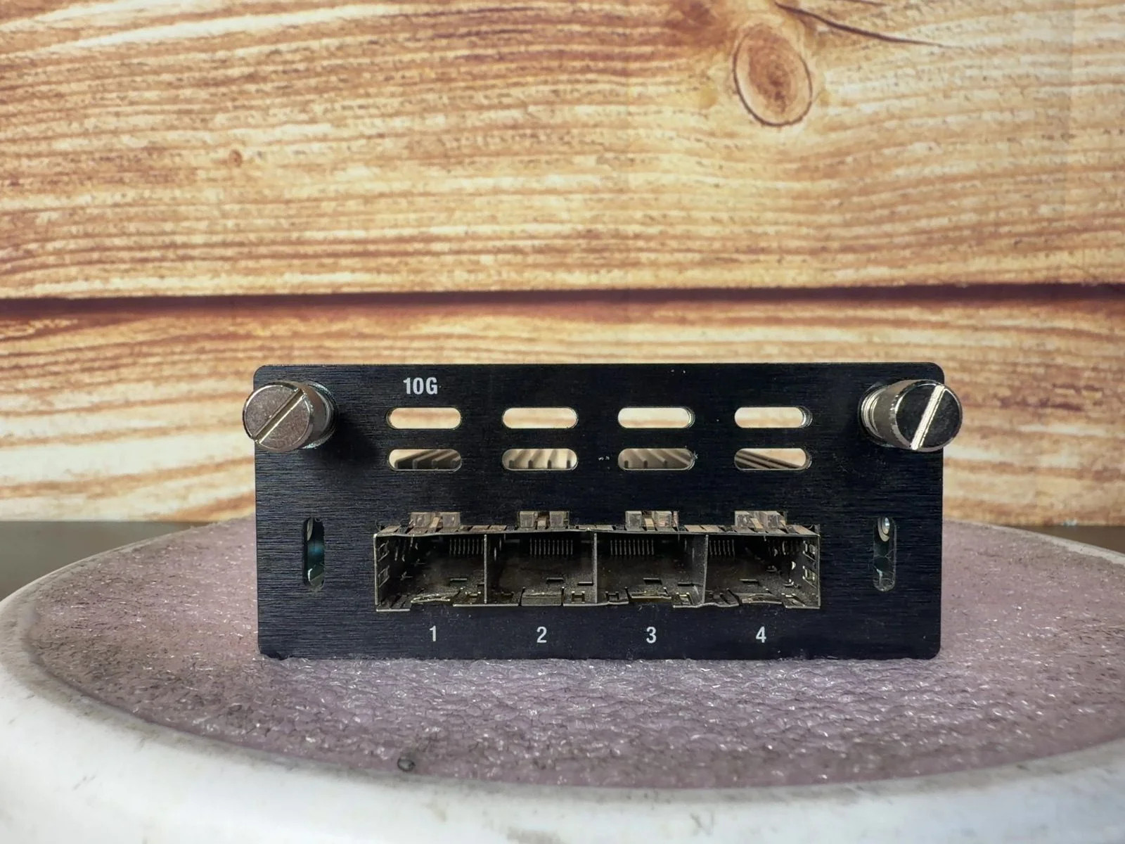 Check Point M4E210G4SPI9-XR-CP2