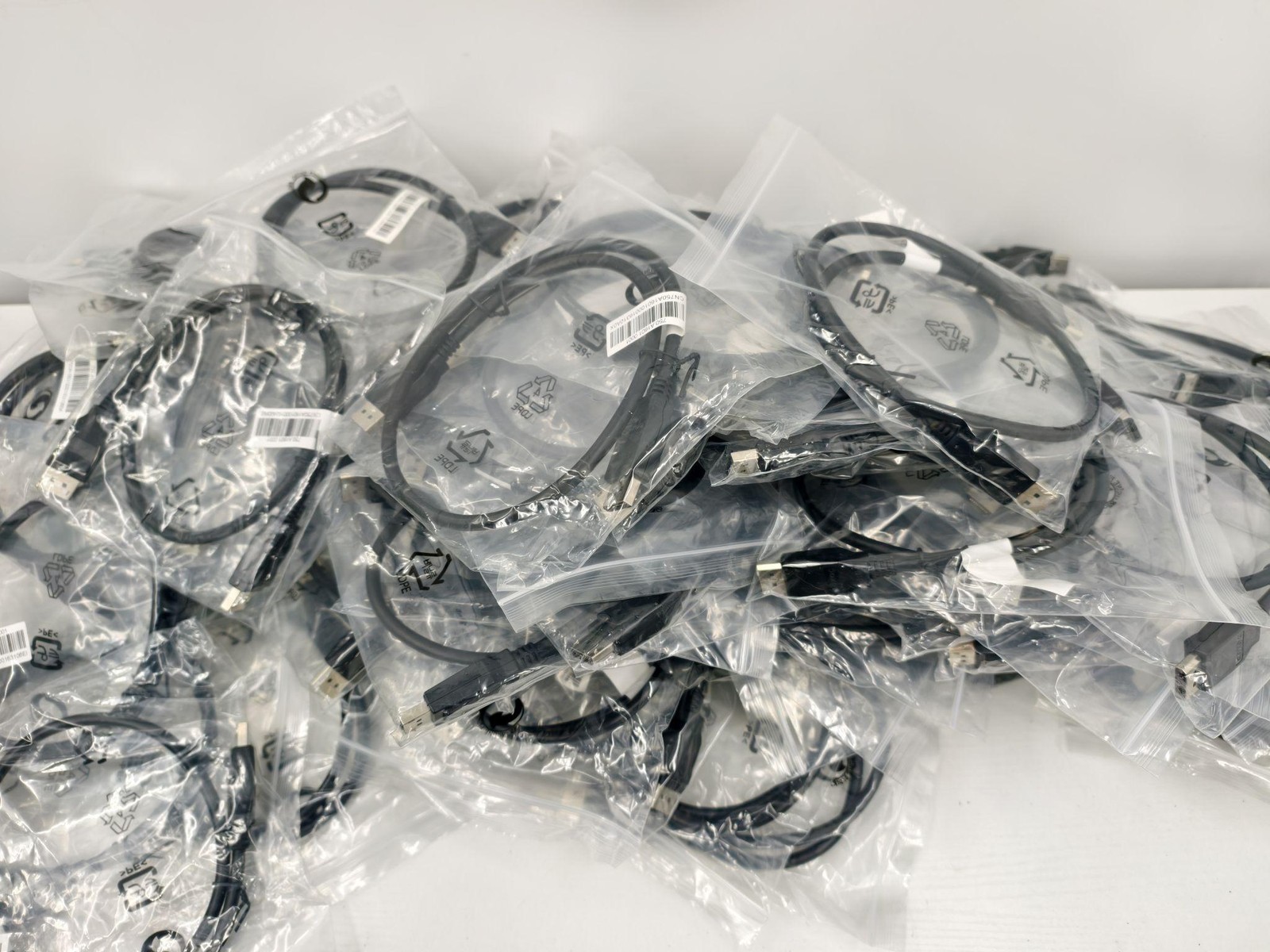 Lot of 80 COXOC 2FT DisplayPort Cable DP Male To Male Black Video Cable