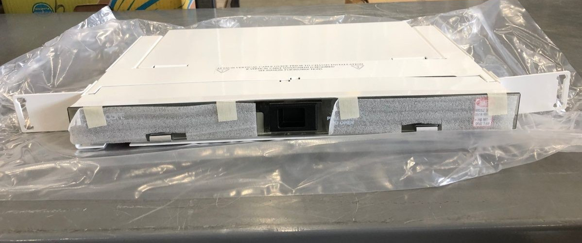 CommScope FPX-1FRPOJ-122 Fiber Patch Panel 1RU Rack Mount Enclosure