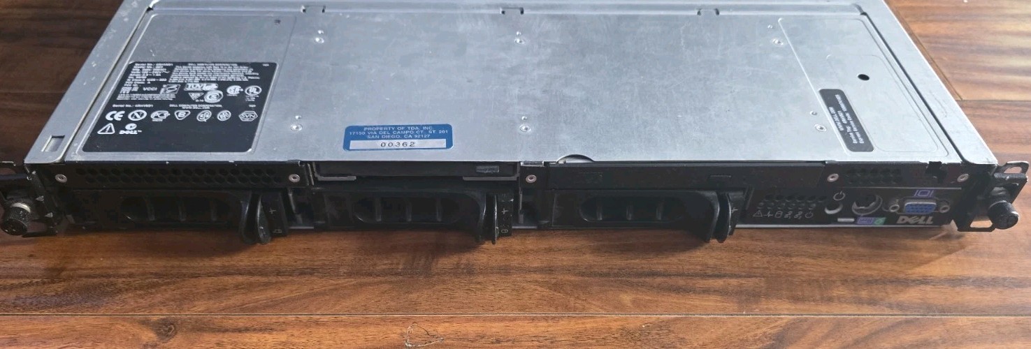 Dell PowerEdge 1550 Server