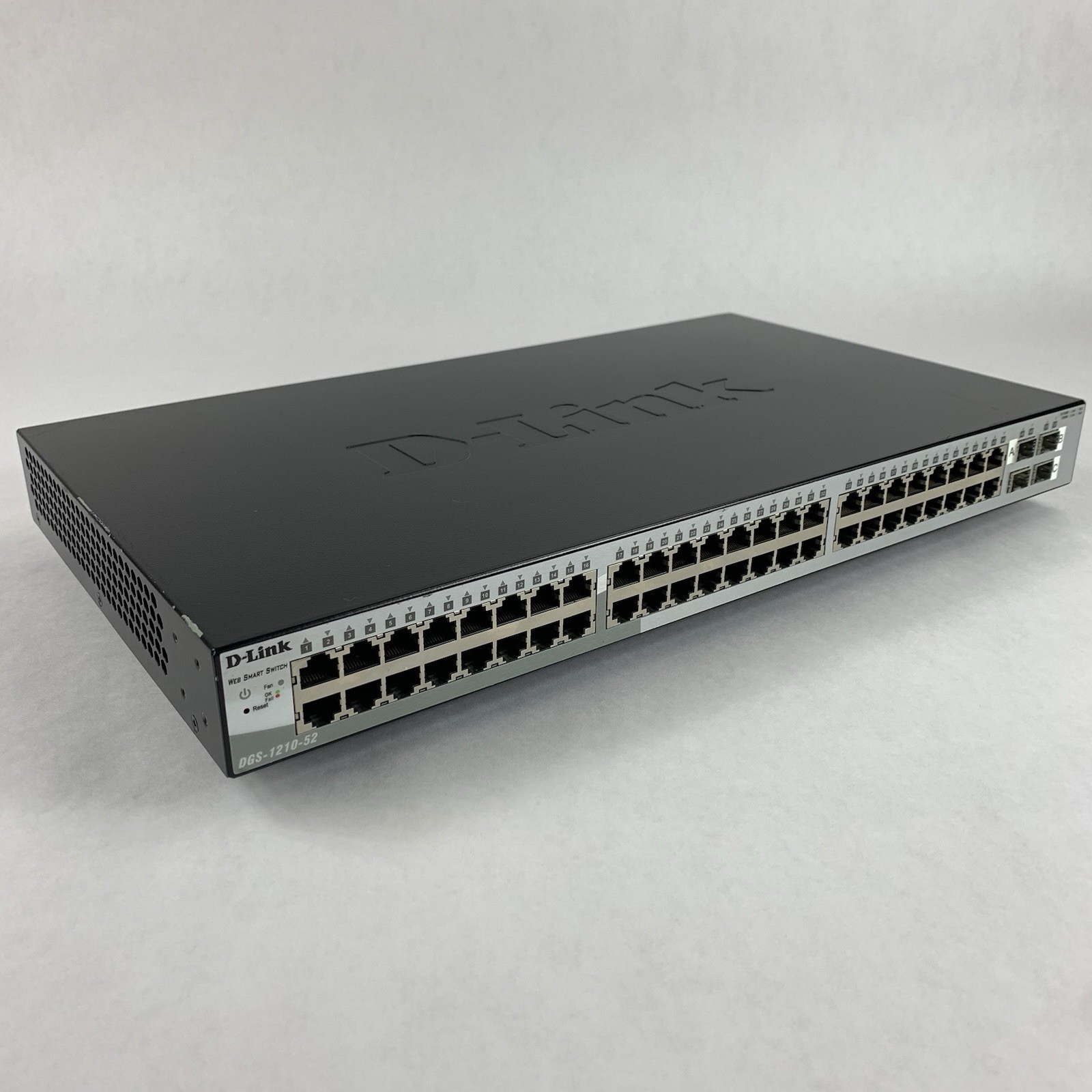 D-Link DGS-1210-52 52-Port Gigabit Smart Managed Web Smart Switch Tested