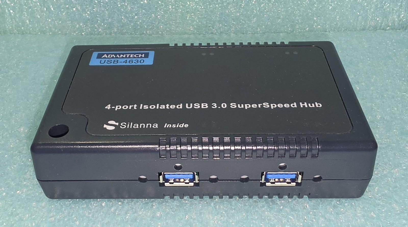 Advantech USB-4630-AE, 4-Port Isolated 3.0 SuperSpeed Hub