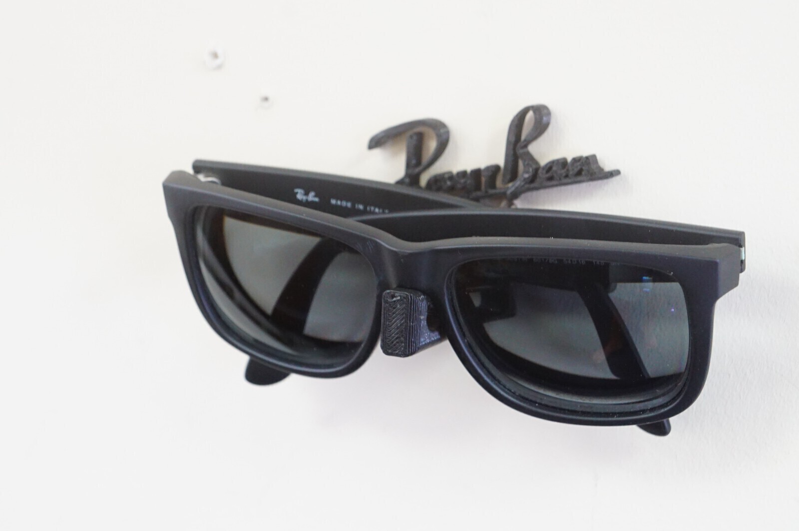 Custom Ray Ban Logo Sunglasses Holder Wall Mount Bracket Shelf Rayb (WHITE ONLY)