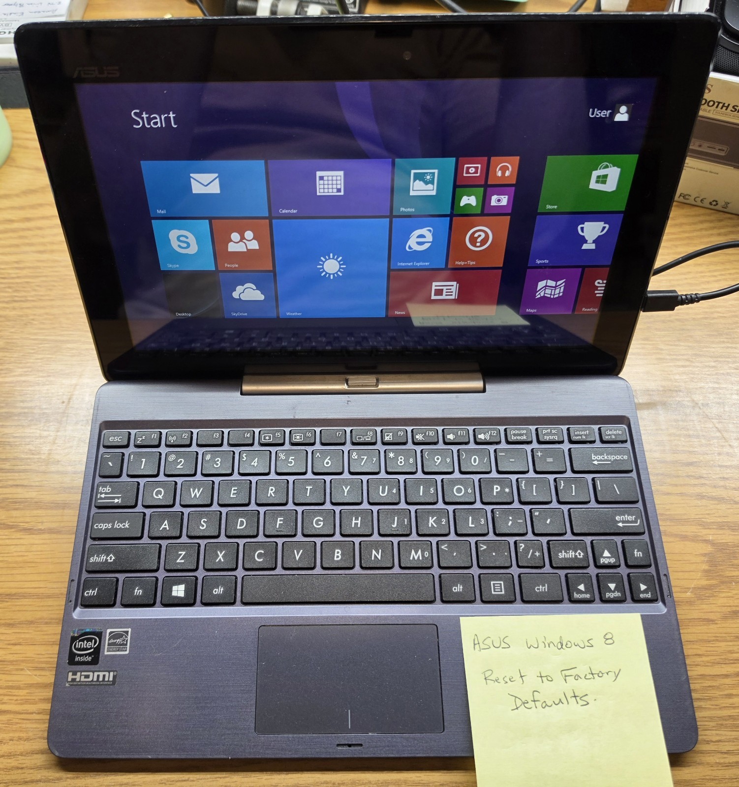 ASUS Transformer Book T100T 10.1" 32GB, Intel Atom Quad-Core - Windows 8.1