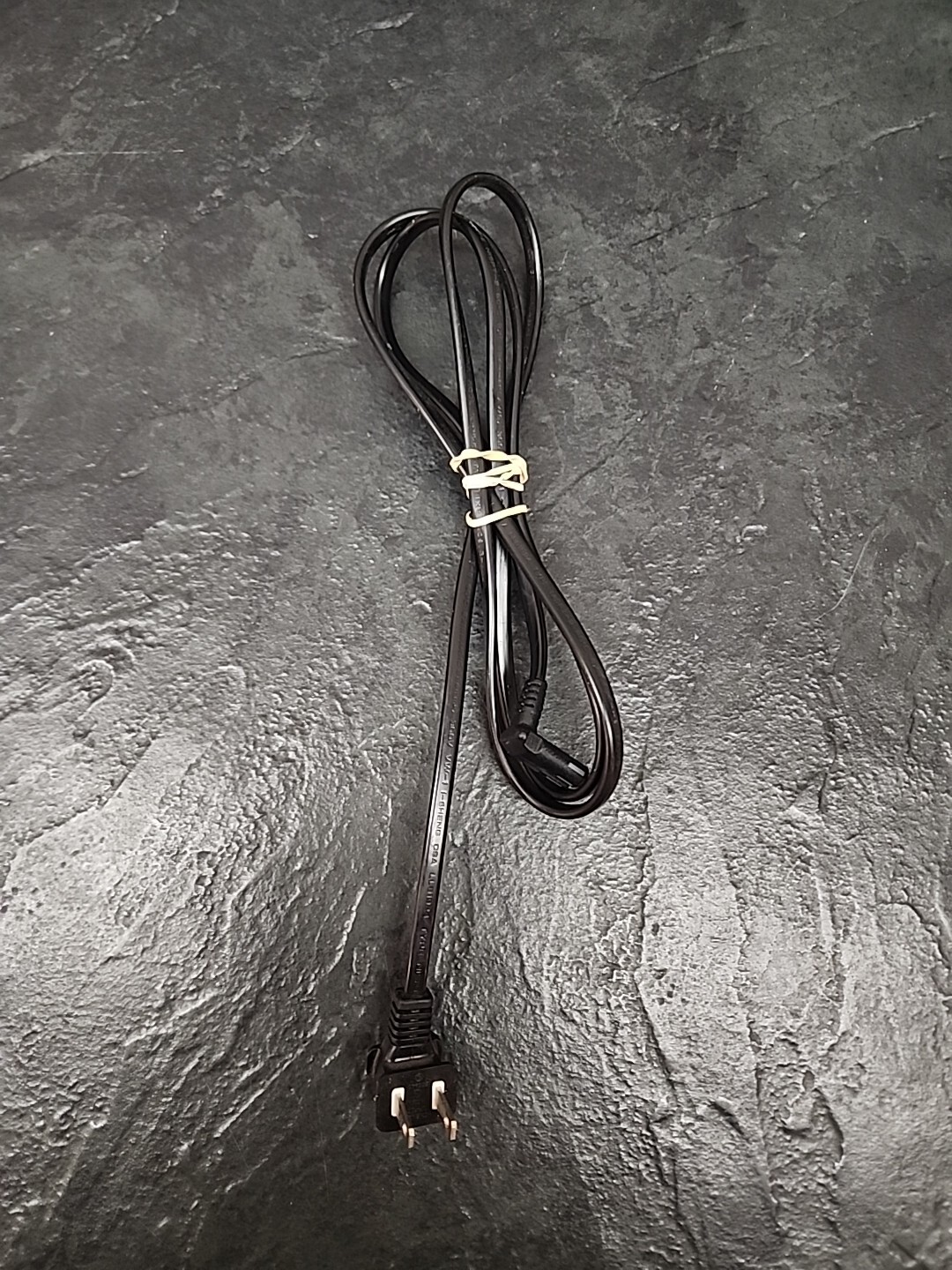 I-SHENG SP-12C E55943 7A 125V 6' Electronics Power Cord 2 Prong Right Angle