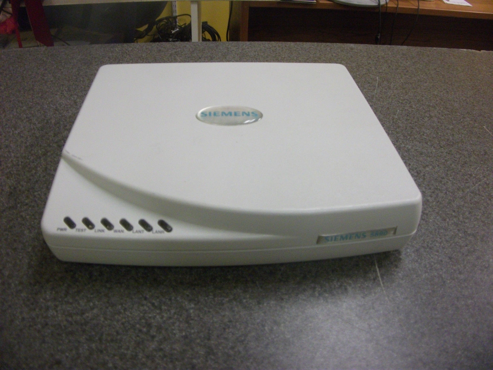 SIEMENS SPEEDSTREAM 5890 SDSL IDSL G.SHDSL REV. A ROUTER 5-PORT - NO PSU
