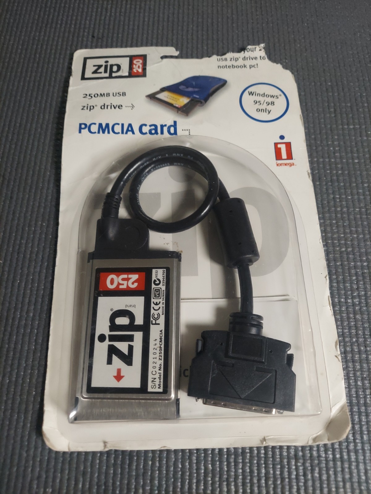 Iomega Zip 250 PCMCIA Card Adapter Cable For 250MB USB Zip Drive New Sealed