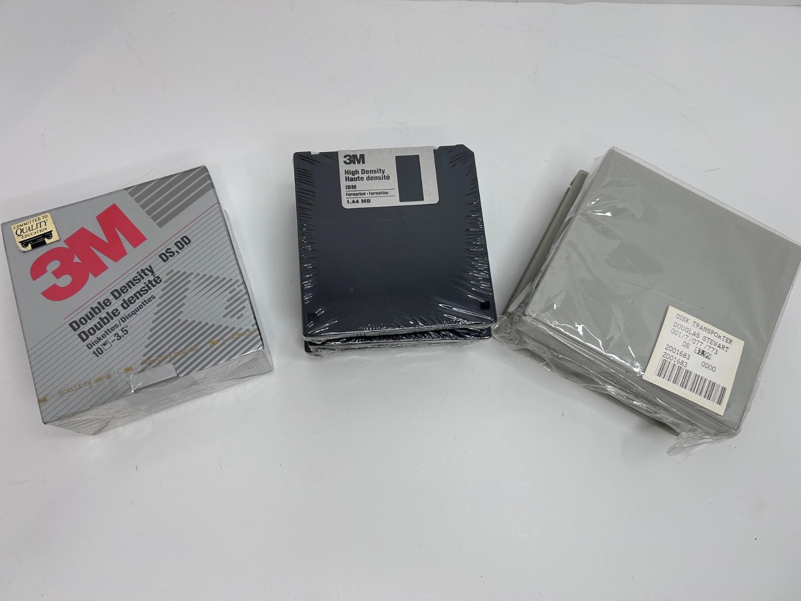 NEW 3M Formatted Diskettes 3.5" and transporters