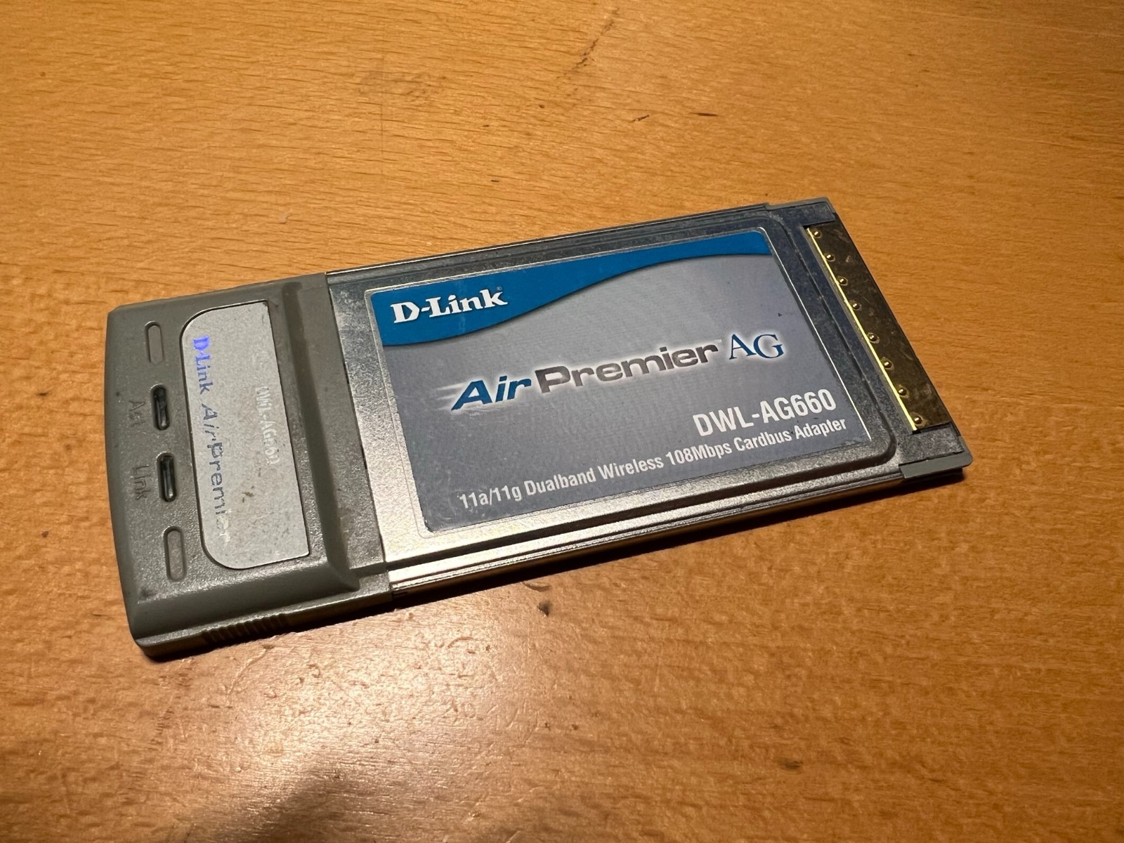 D-Link Air Premier DWL-AG660 802.11ag Tri-Mode Dualband Wireless Cardbus Adapter