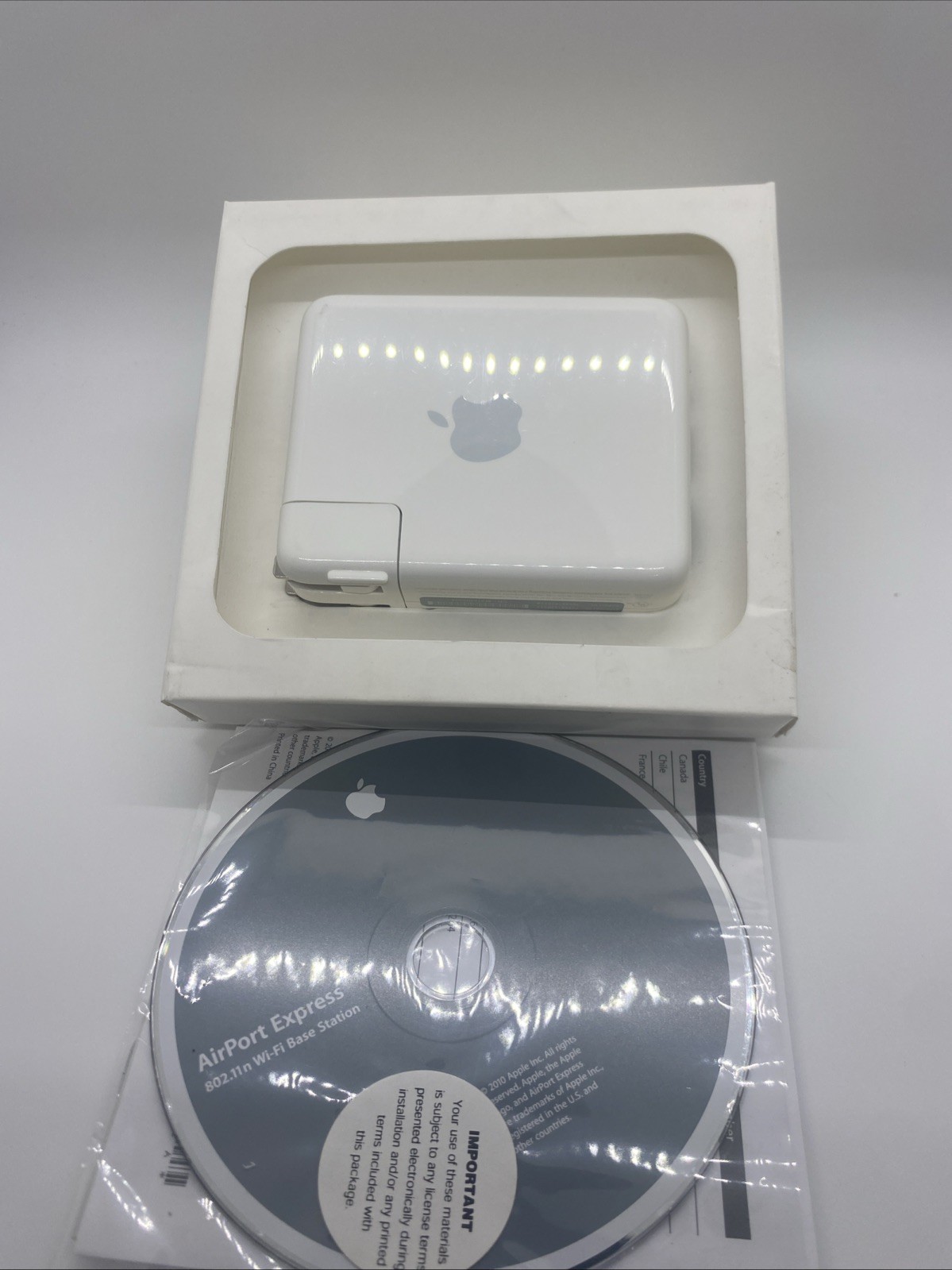 Apple Airport Express Wi-Fi Router Base Station 3.5 mm Jack USB 1x Ethernet Port