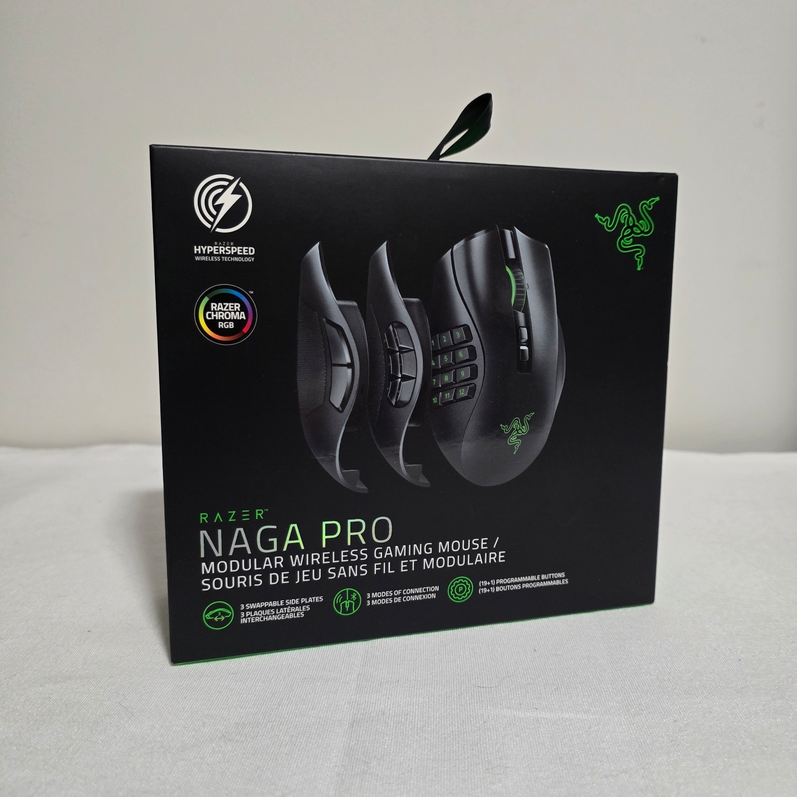 Razer Naga Pro (RZ01-03420100-R3U1) Wireless Gaming Mouse