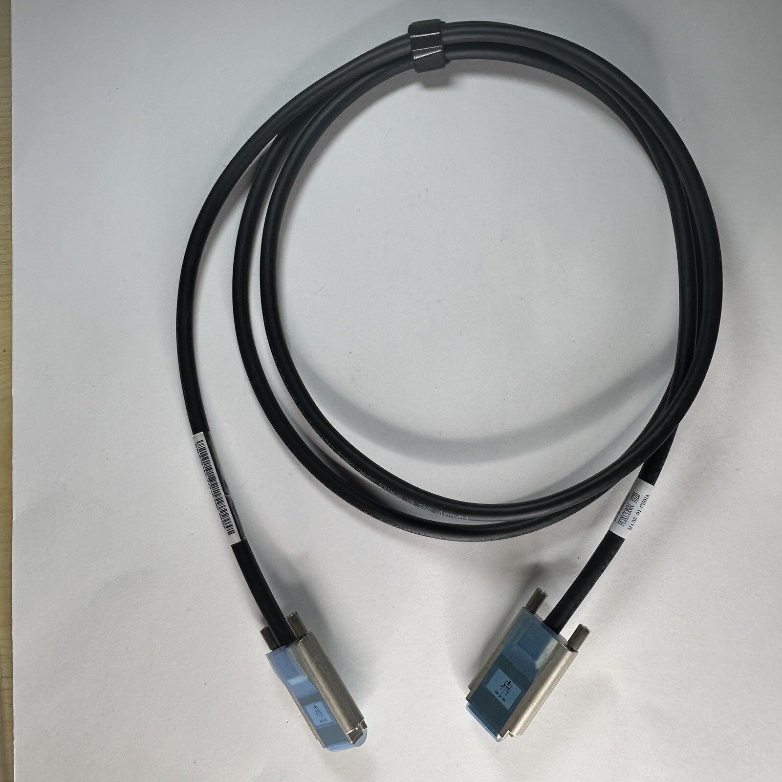 Dell 6FT Foxconn J9189 External SAS SCSI Data Cable P/N: 2GFBBBX-38D