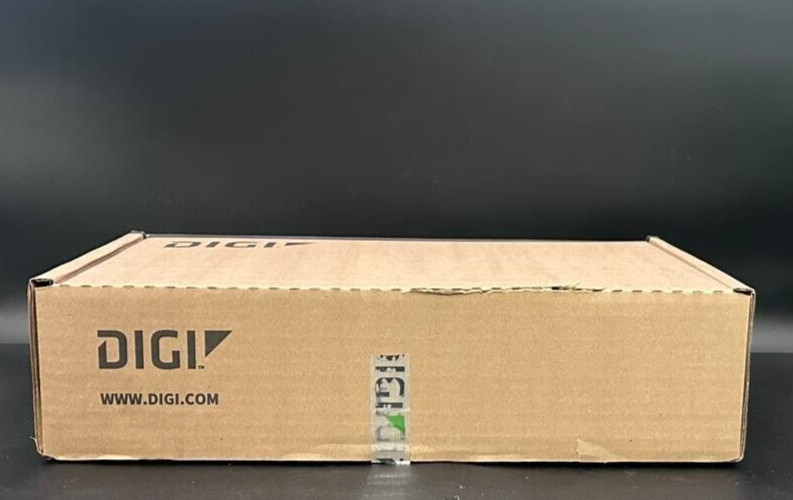 Digi International 70001931 8-Port Console Server
