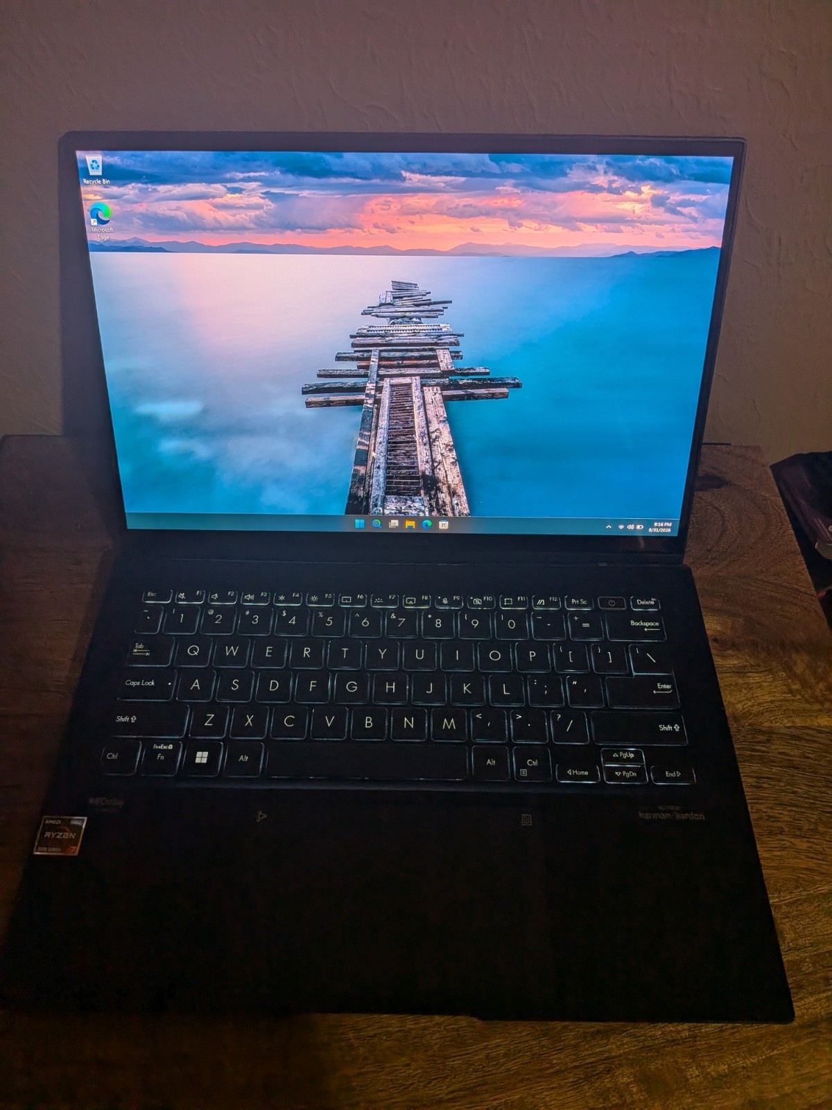 ASUS UM3402YA-WS74T Zenbook 14 OLED 14" 2.8K Touchscreen Ryzen 7 7730U 2GHz AMD