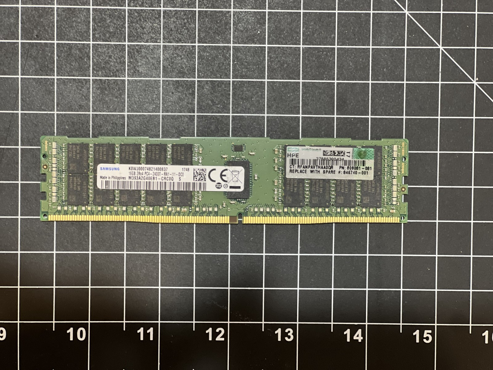 Samsung 16GB DDR4 2400 RDIMM ECC REG 2Rx4 Server RAM M393A2G40EB1-CRC HPE OEM