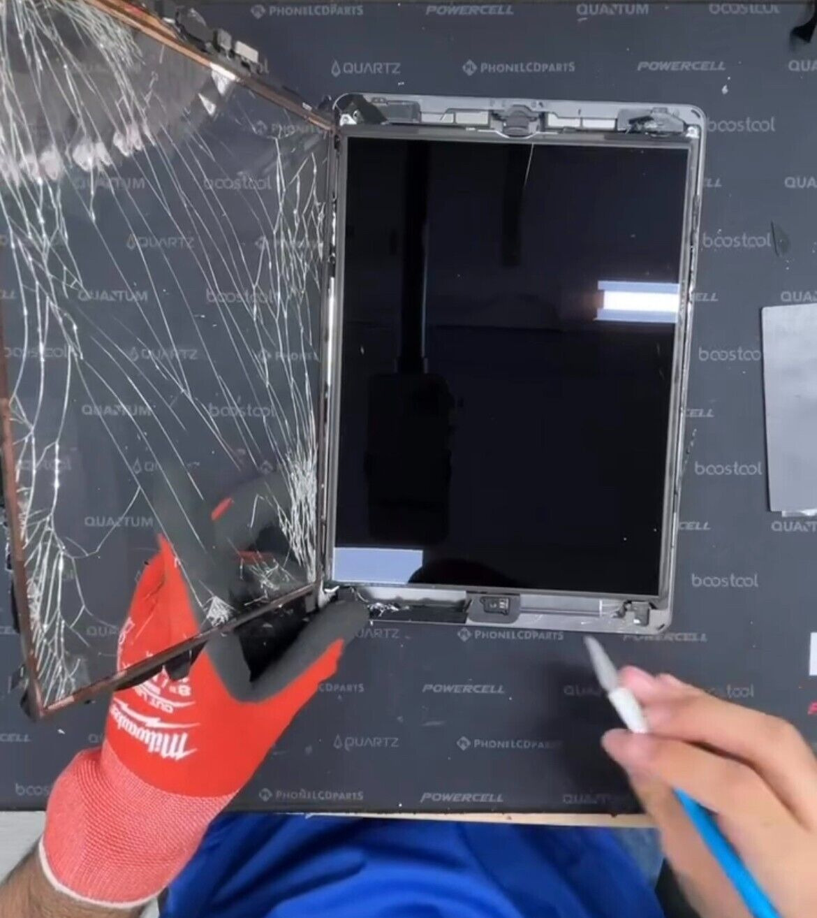 iPad Pro 11 1st / 2nd Gen Glass Digitizer Screen Repair Service Mail-in-Service