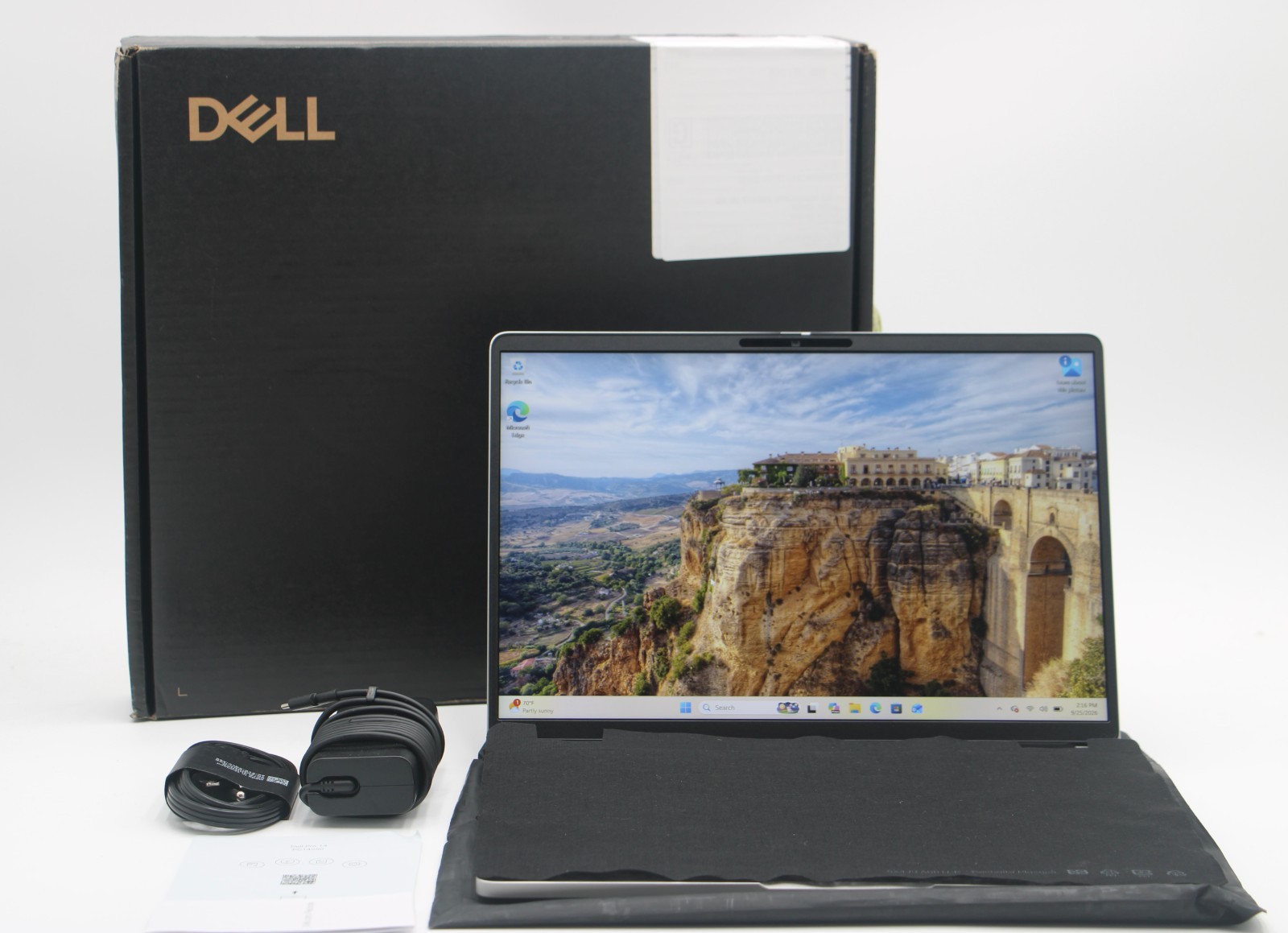 OPEN BOX - Dell Pro 14 PC14250 *2GHz Ultra 5 235U/32GB RAM/512GB SSD* 3YR Wrnty