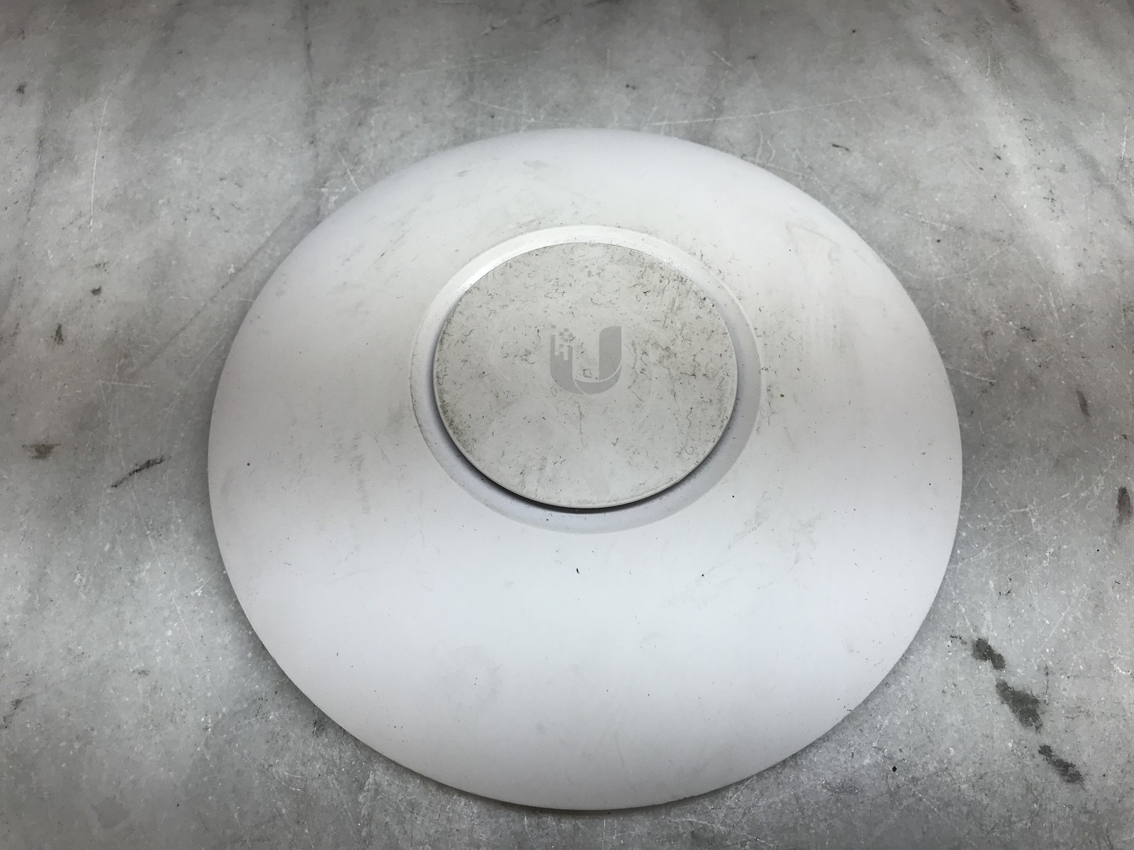 Ubiquiti UniFi AP AC Lite UAP-AC-LITE Wireless Access Point *NO MOUNTING PLATE*