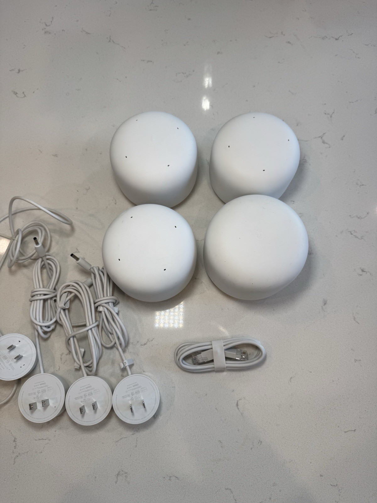 Google Nest WiFi (H2D) Mesh Router with 4 x (H2E) Access Points