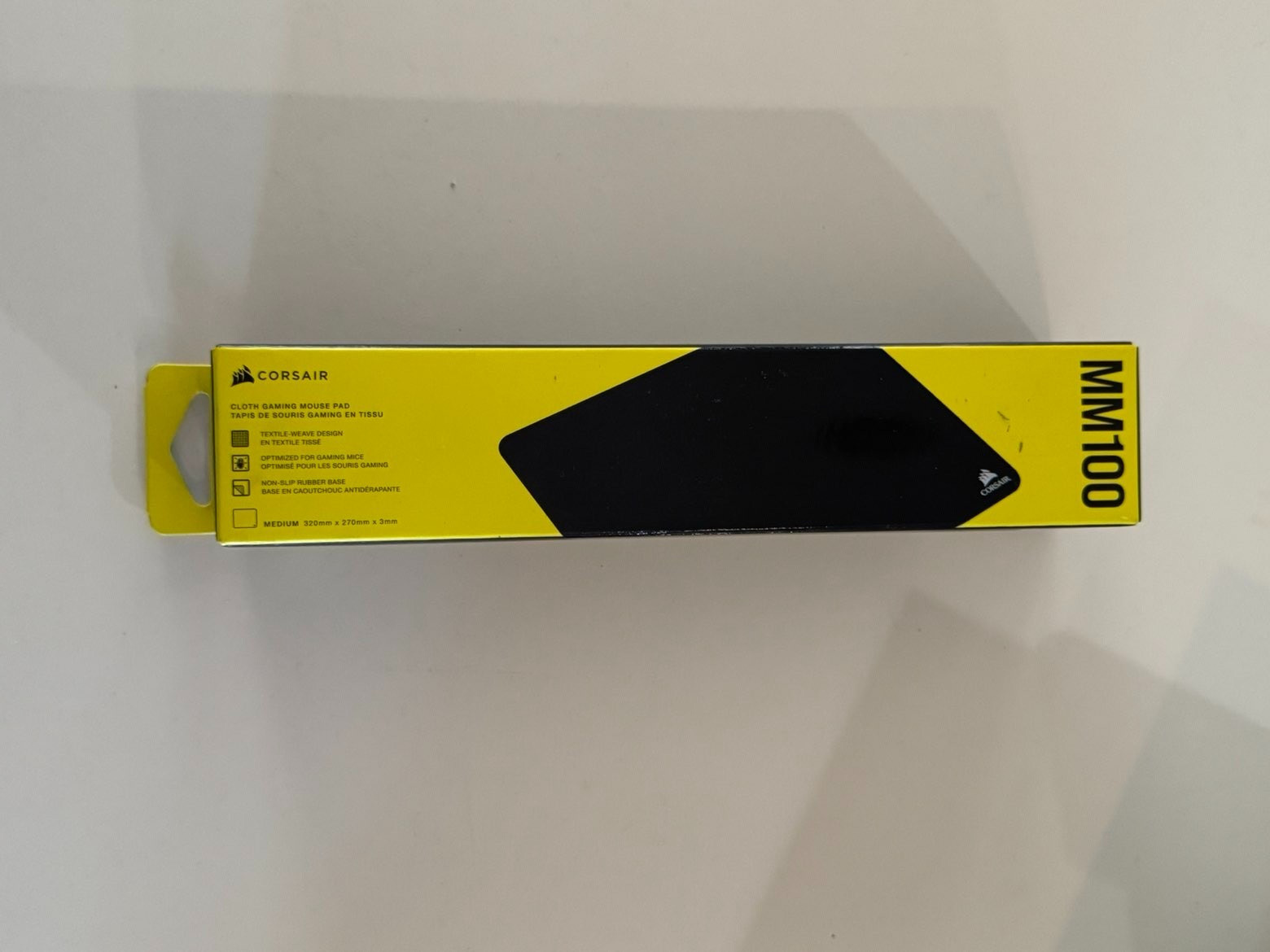 Corsair MM100 - Cloth Mouse Pad High-Performance Mouse Pad Optimized for Gaming