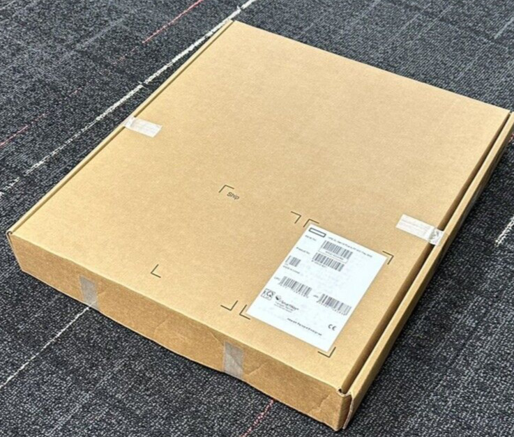 HPE DL385 Gen10+Plus &V2 4LFF SATA/SAS Low Profile Mid Tray Drive Cage Kit DL38X