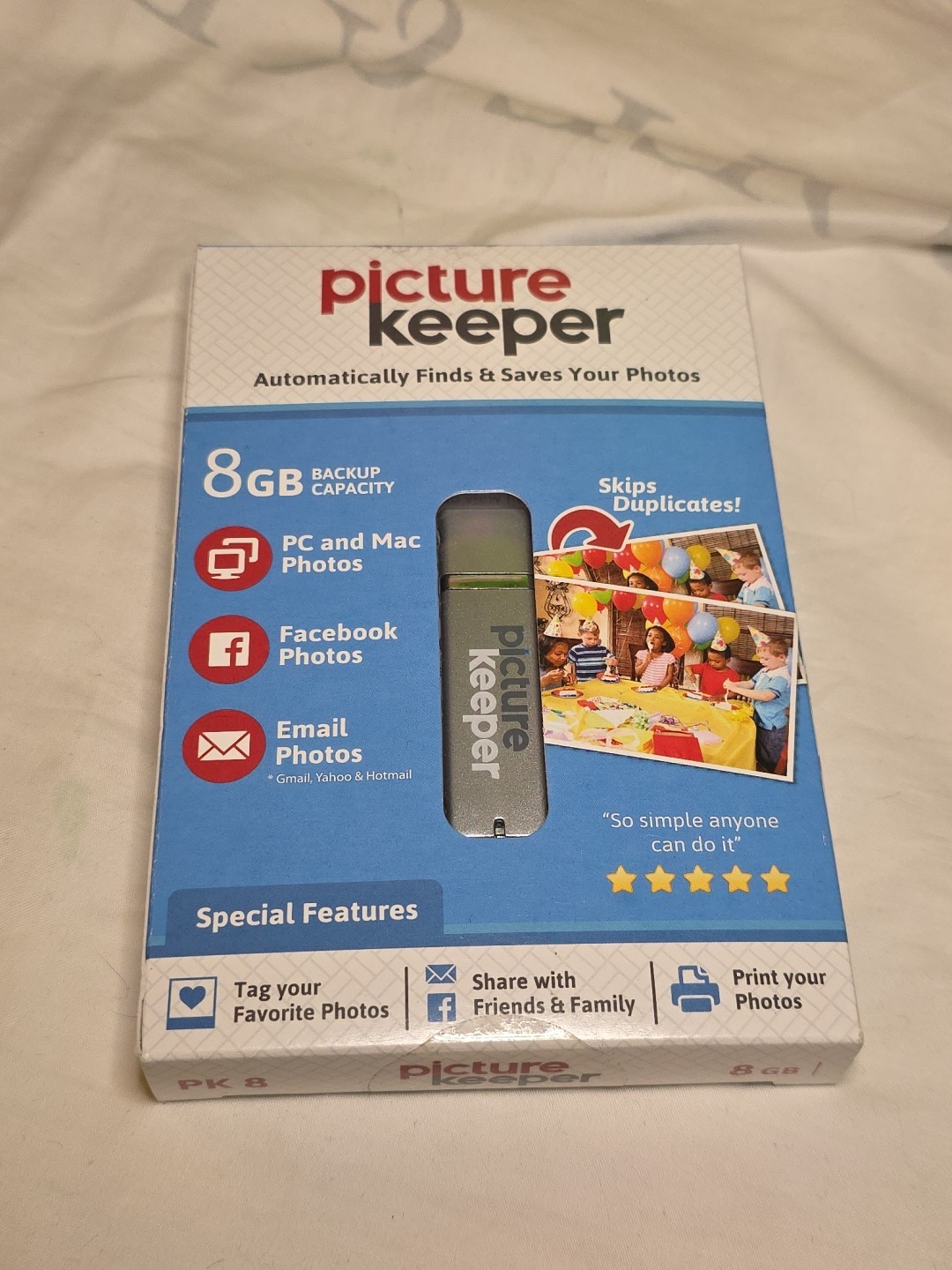 Picture Keeper 8GB Automatic USB Photo Backup Device Sealed