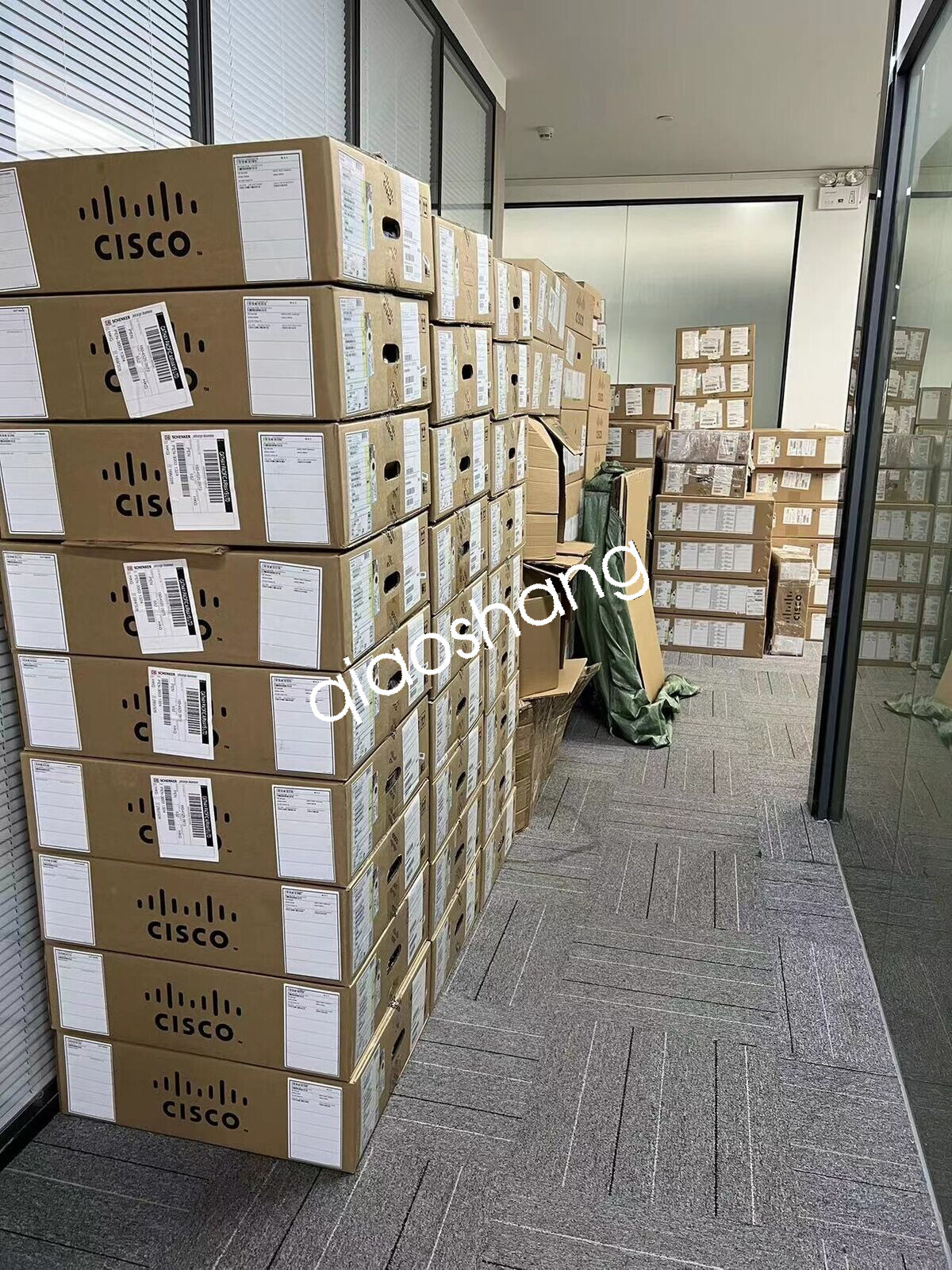 C8200L-1N-4T CISCO Router NEW via DHL/FedEx